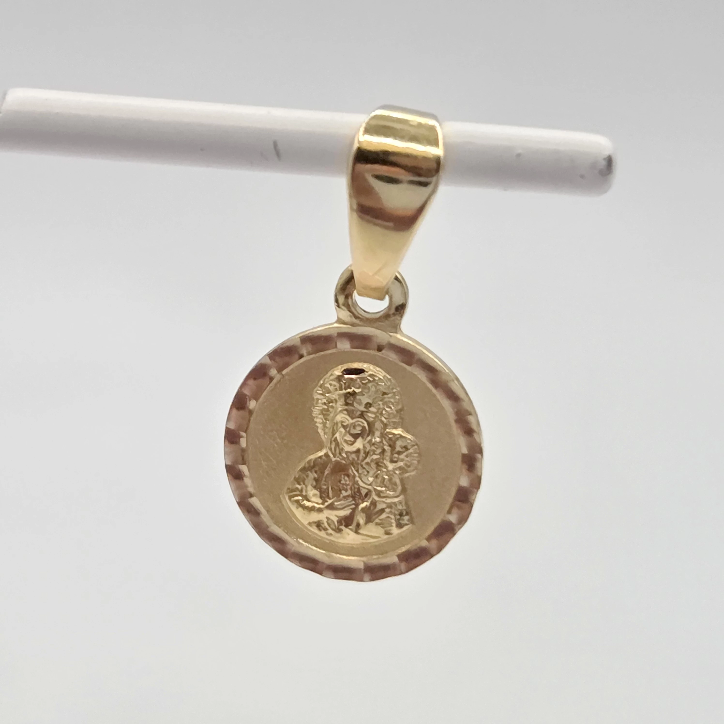 zlota-zawieszka-maryja-585-068g-rodzaj-2205-2