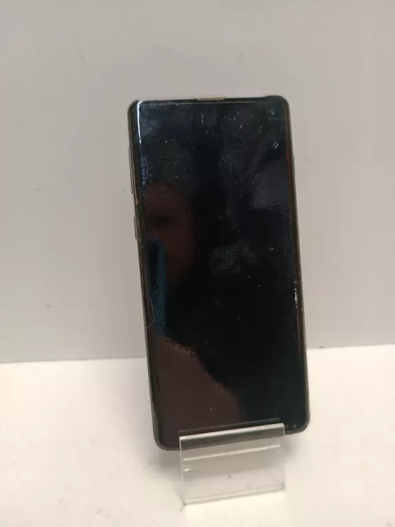 telefon-samsung-galaxy-s10-4128gb-stan-11323-2