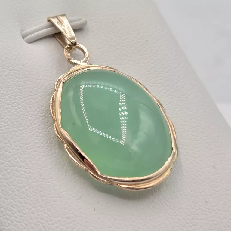 zlota-zawieszka-awenturyn-585-544-3-maja-48-poznan-ska-x