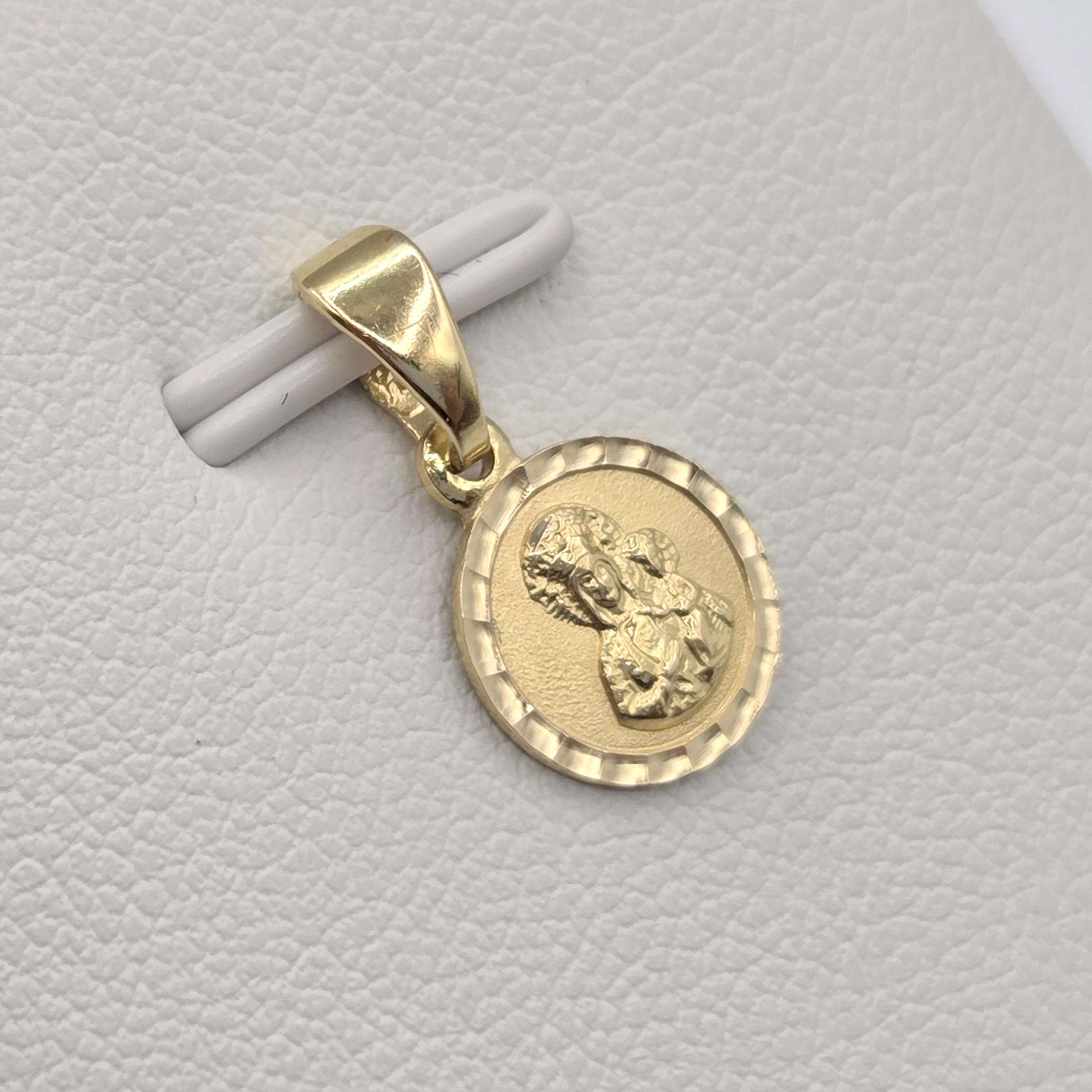 zlota-zawieszka-maryja-585-068g-motyw-129129-1781594