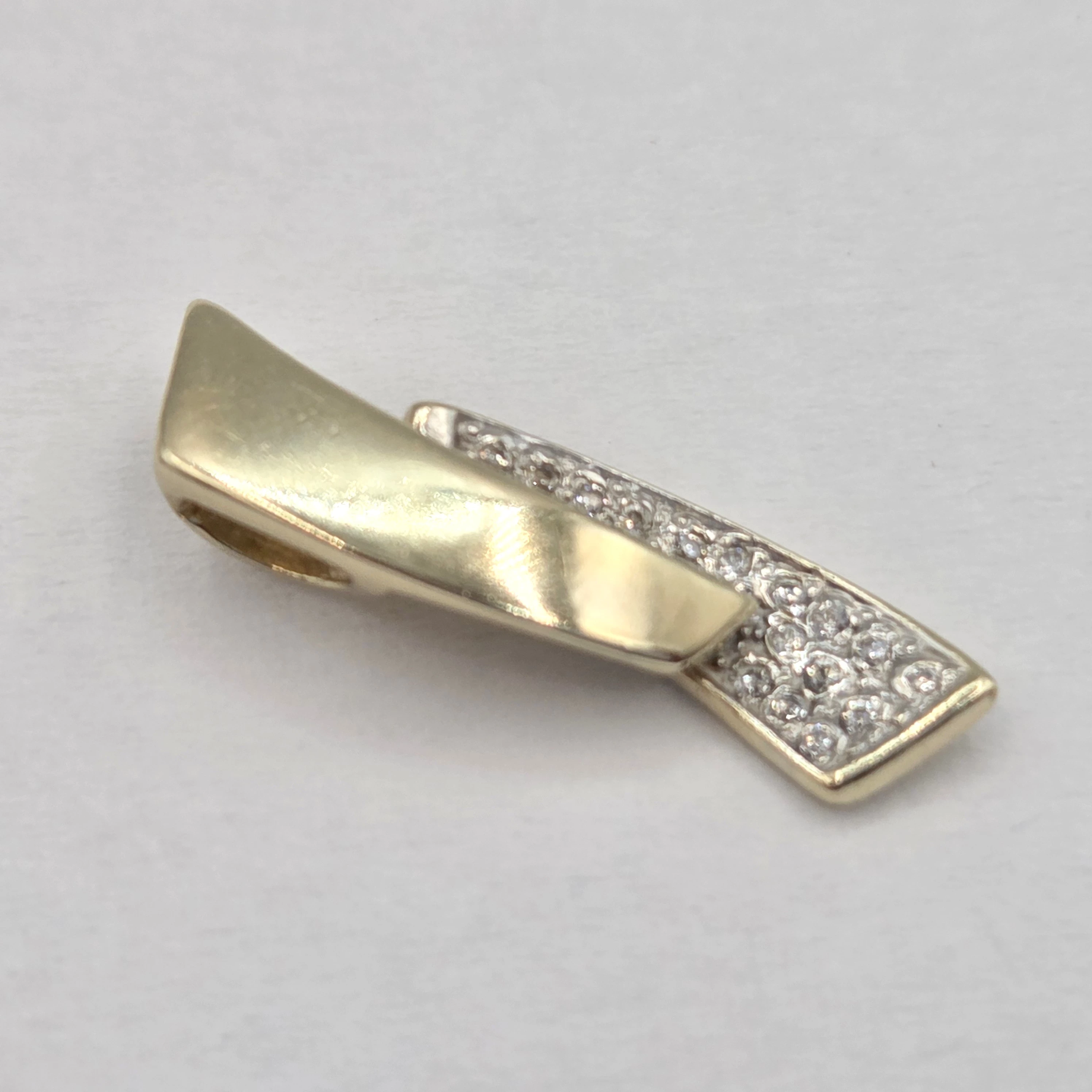 zlota-zawieszka-cyrkonie-333-120g-stan-11323-2