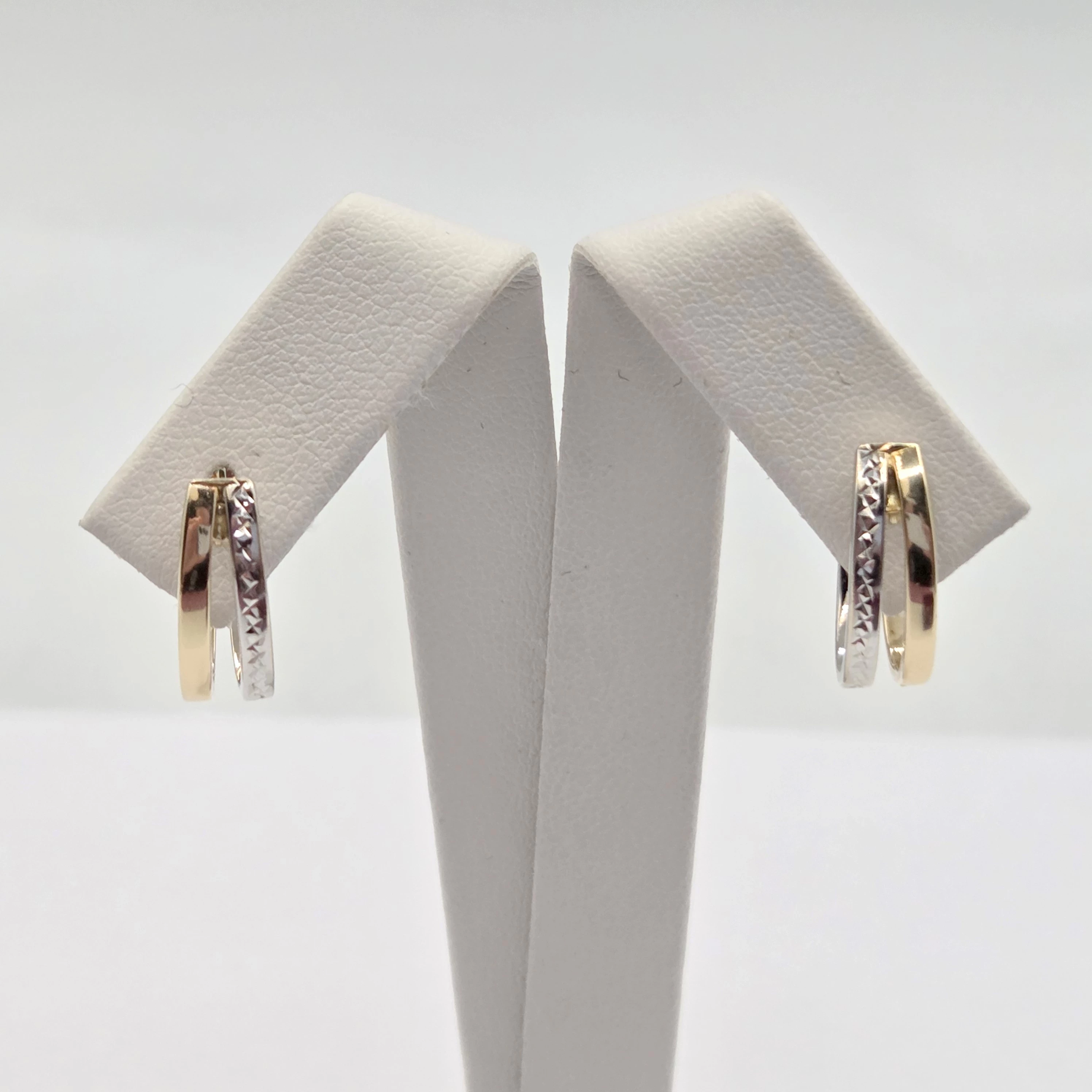 zlote-kolczyki-585-181g-zatrzask-plec-15851-1