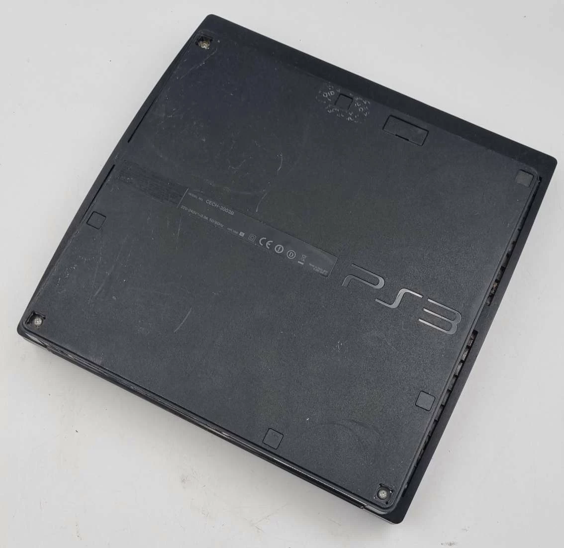 konsola-ps3-slim-cech-3003b-320gb-gry-2x-pad-okablowanie-dysk-wbudowana-pamiec-5179-53