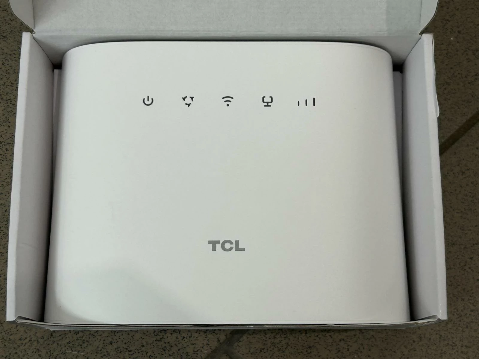 ROUTER TCL LINKHUB LTE CAT13 HH132 Routery WiFi I Access Pointy router-tcl-linkhub-lte-cat13-hh132-routery-wifi-i-access-pointy