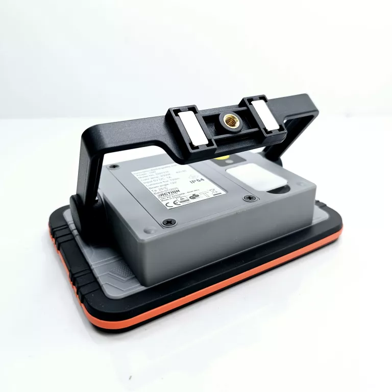 reflektor-roboczy-led-werckmann-700-lm-10w-398524-marka-248811-1081115