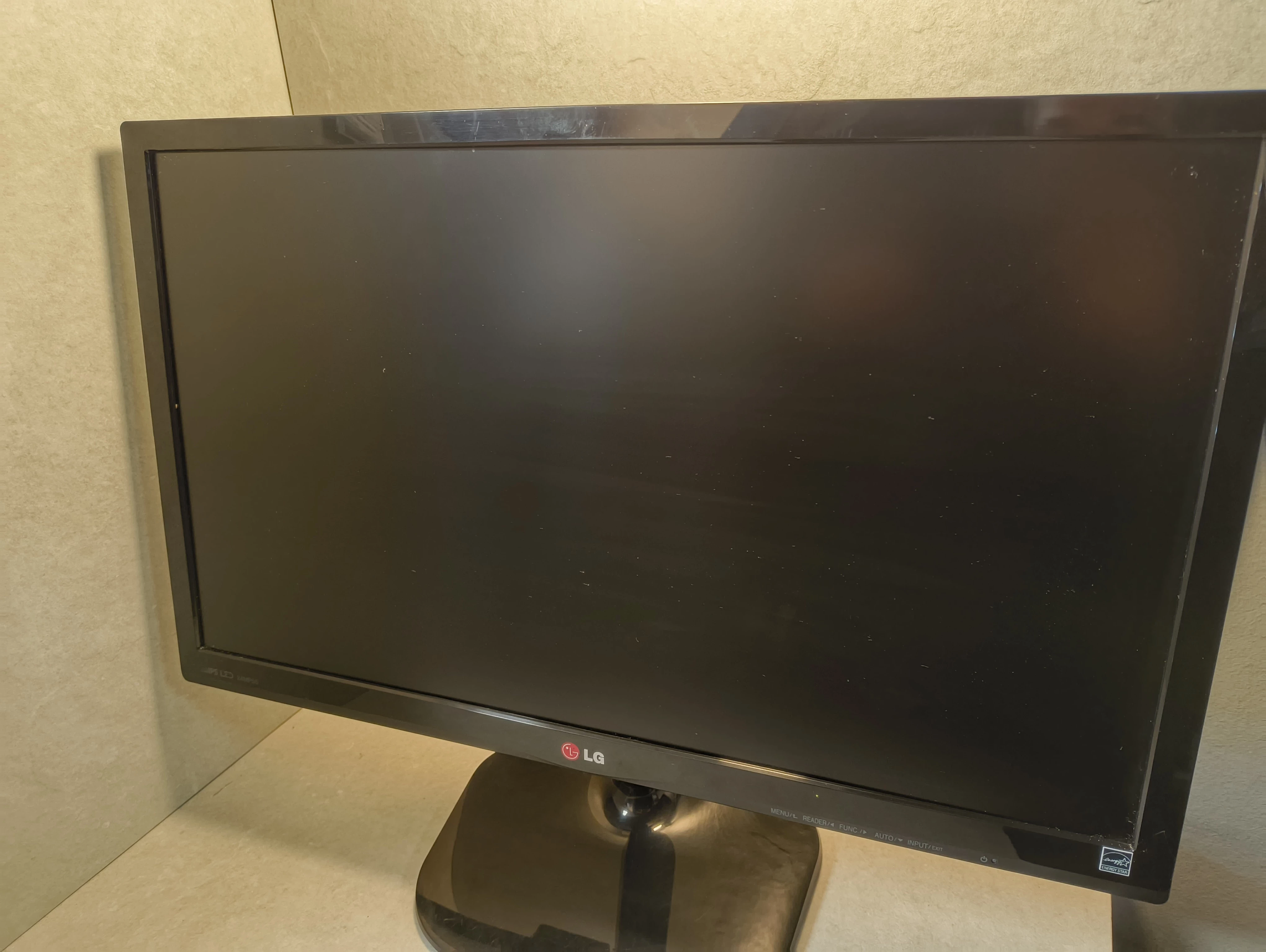 monitor-lg-24mp55hq-24-stan-11323-2