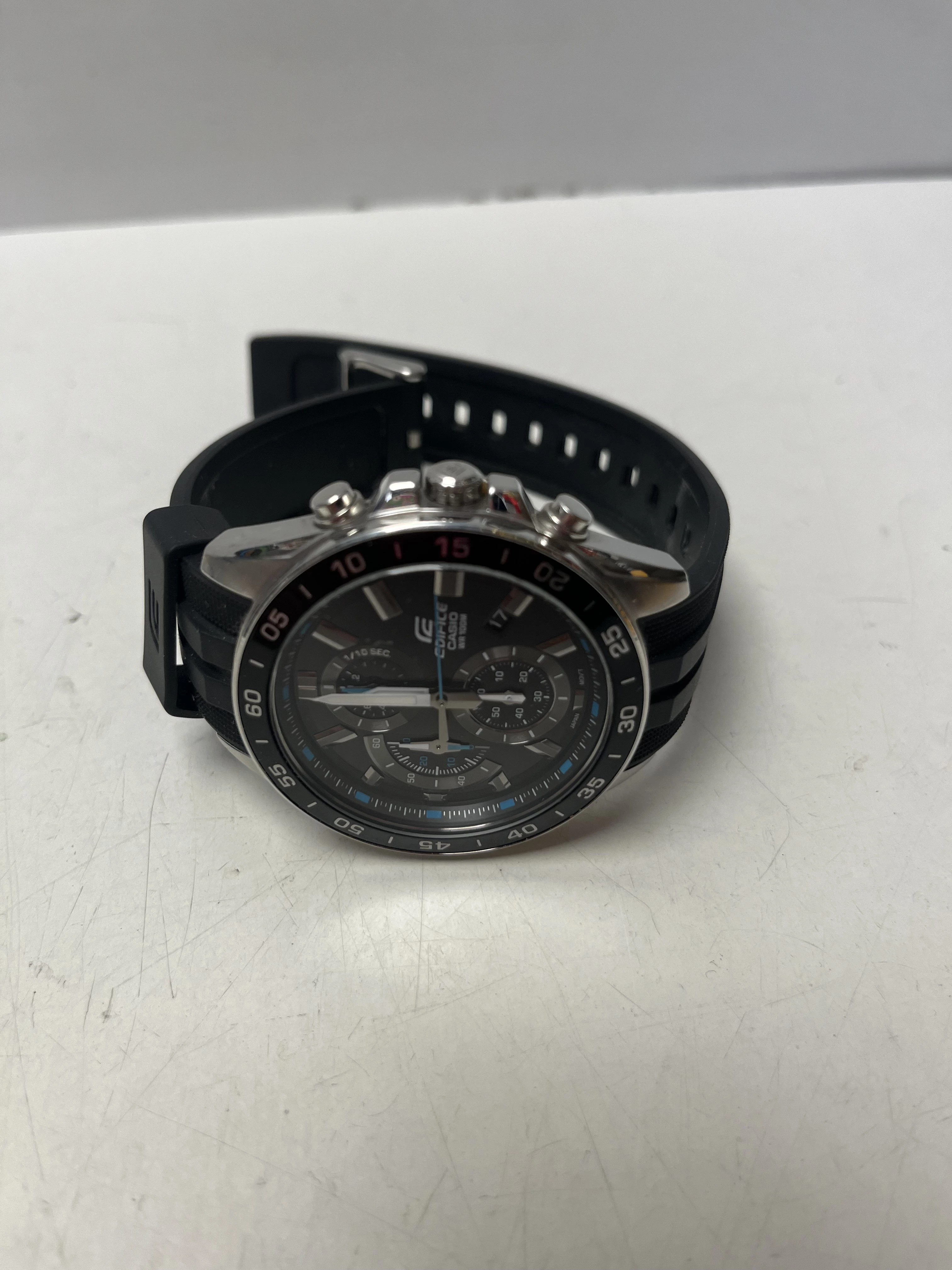 zegarek-meski-casio-edifice-efv-550p-1avuef-material-paska-129219-10