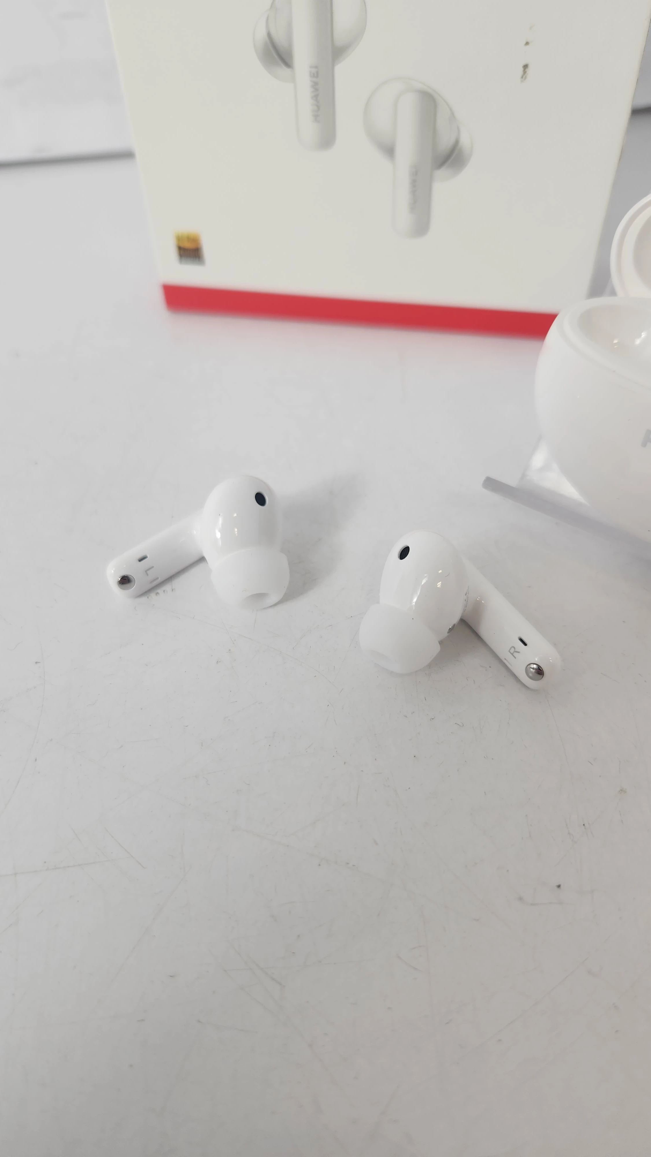 sluchawki-huawei-freebuds-5i-ean-gtin-5908310581170