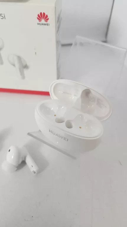 sluchawki-huawei-freebuds-5i-stan-11323-2