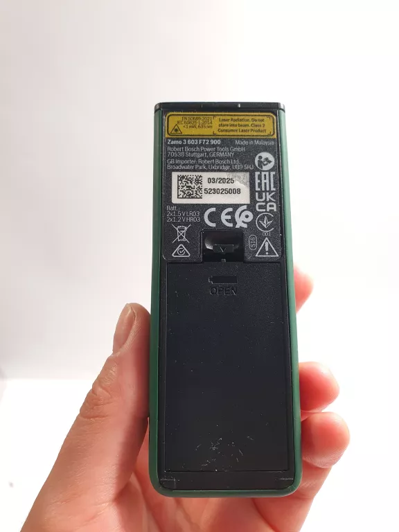 dalmierz-laserowy-bosch-zamo-3-06036729z0-maksymalny-zasieg-204901-222073