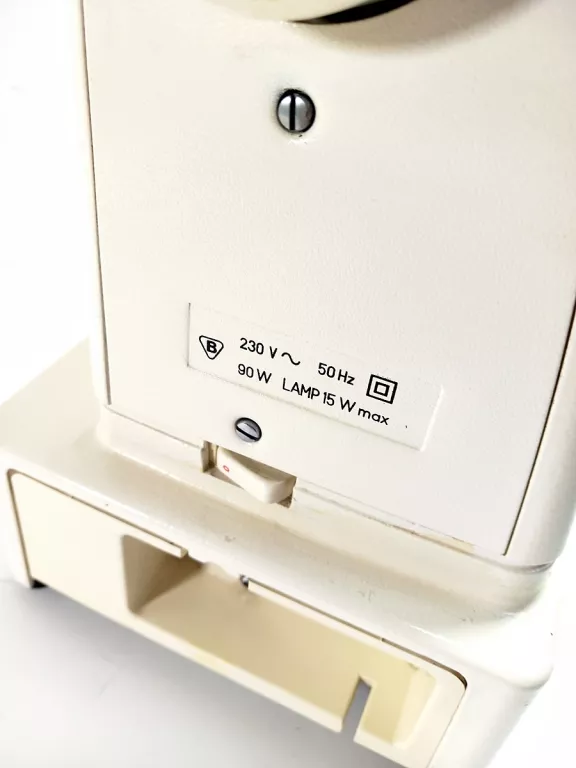 maszyna-do-szycia-lucznik-878-stopa-i-pokrowiec-material-204061-218929