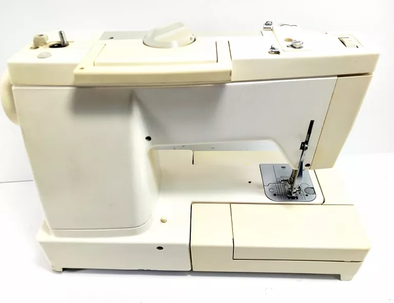 maszyna-do-szycia-lucznik-878-stopa-i-pokrowiec-model-877