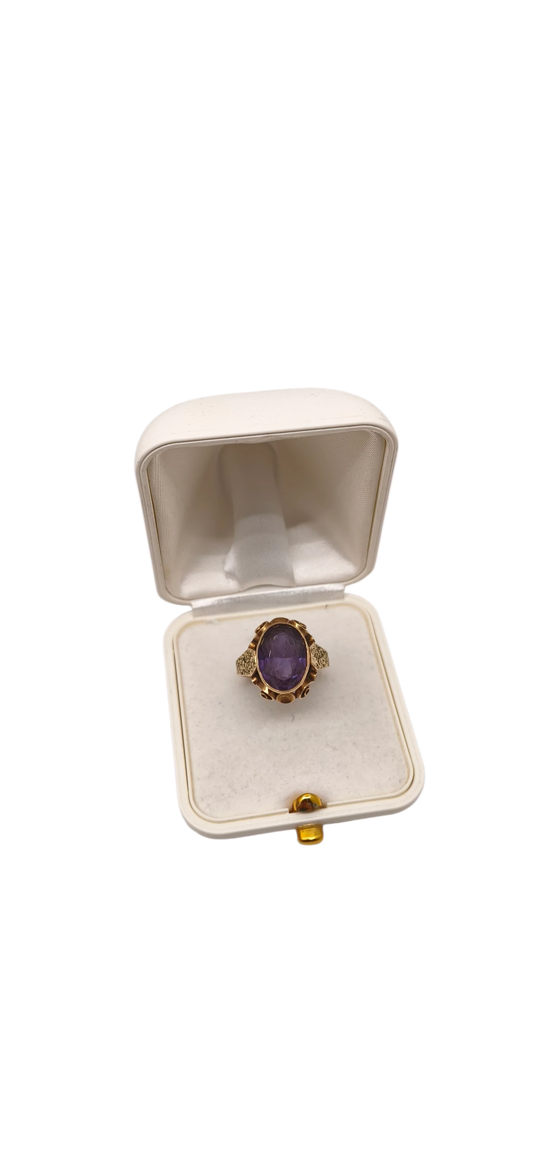 ornamentowy-zloty-pierscionek-styl-vintage-z-fioletowym-kamieniem-stan-11323-2