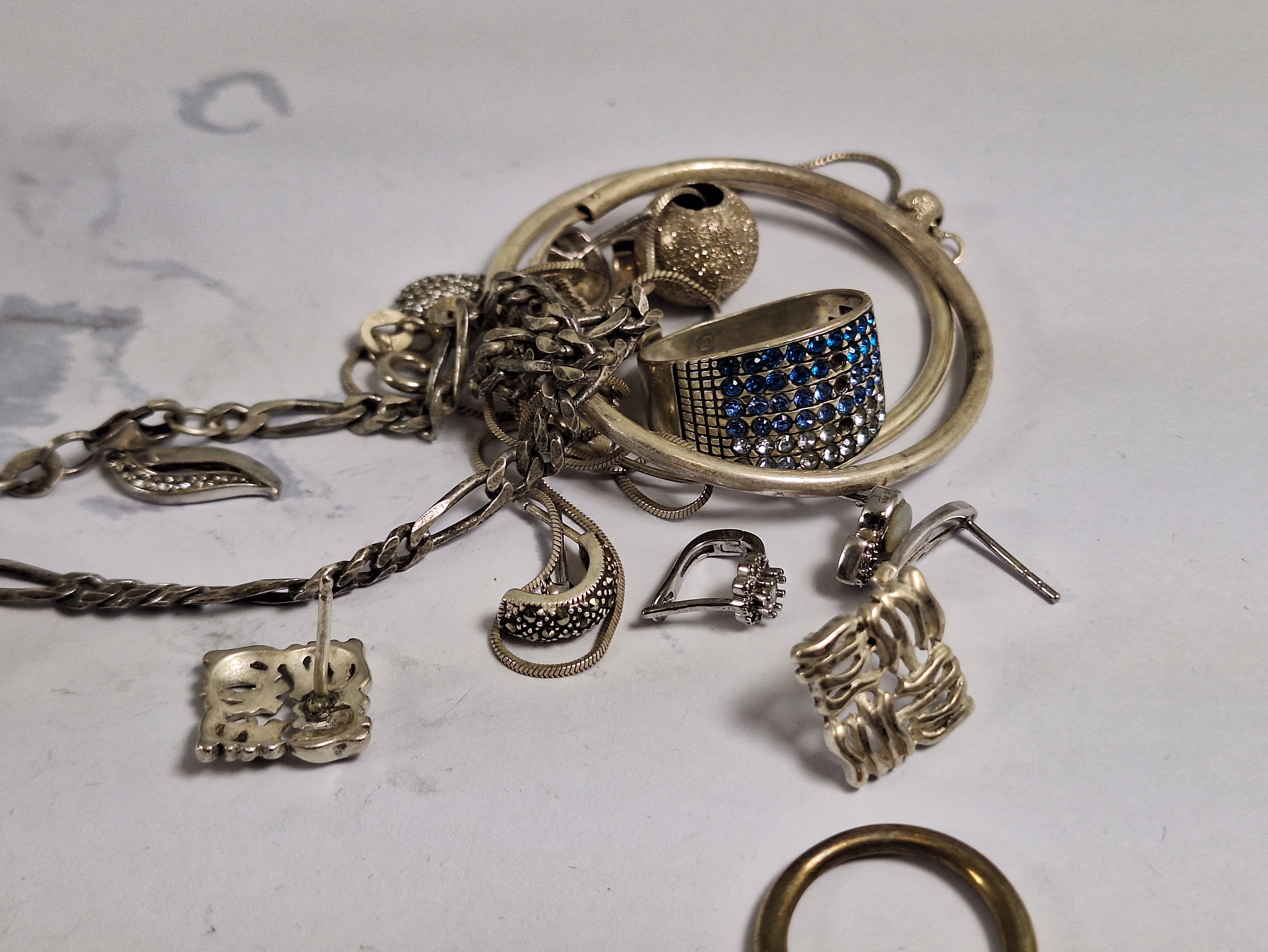 srebro-wyrob-jubilerski-uzywany-zlom-759g-glownie-925-stan-11323-2036071