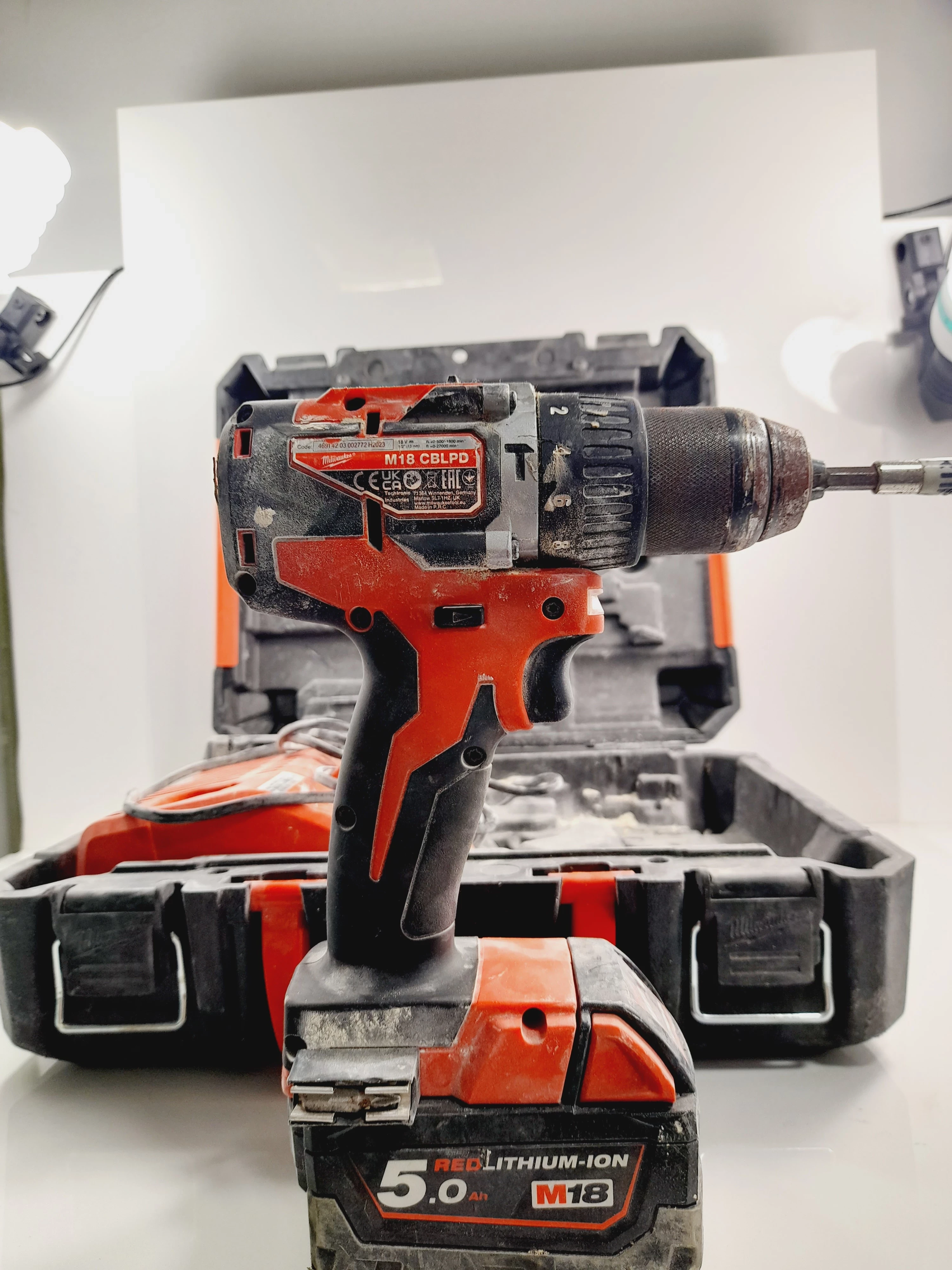 wkretarka-zestaw-milwaukee-c18dd-skrzynka-rodzaj-silnika-204657-221325