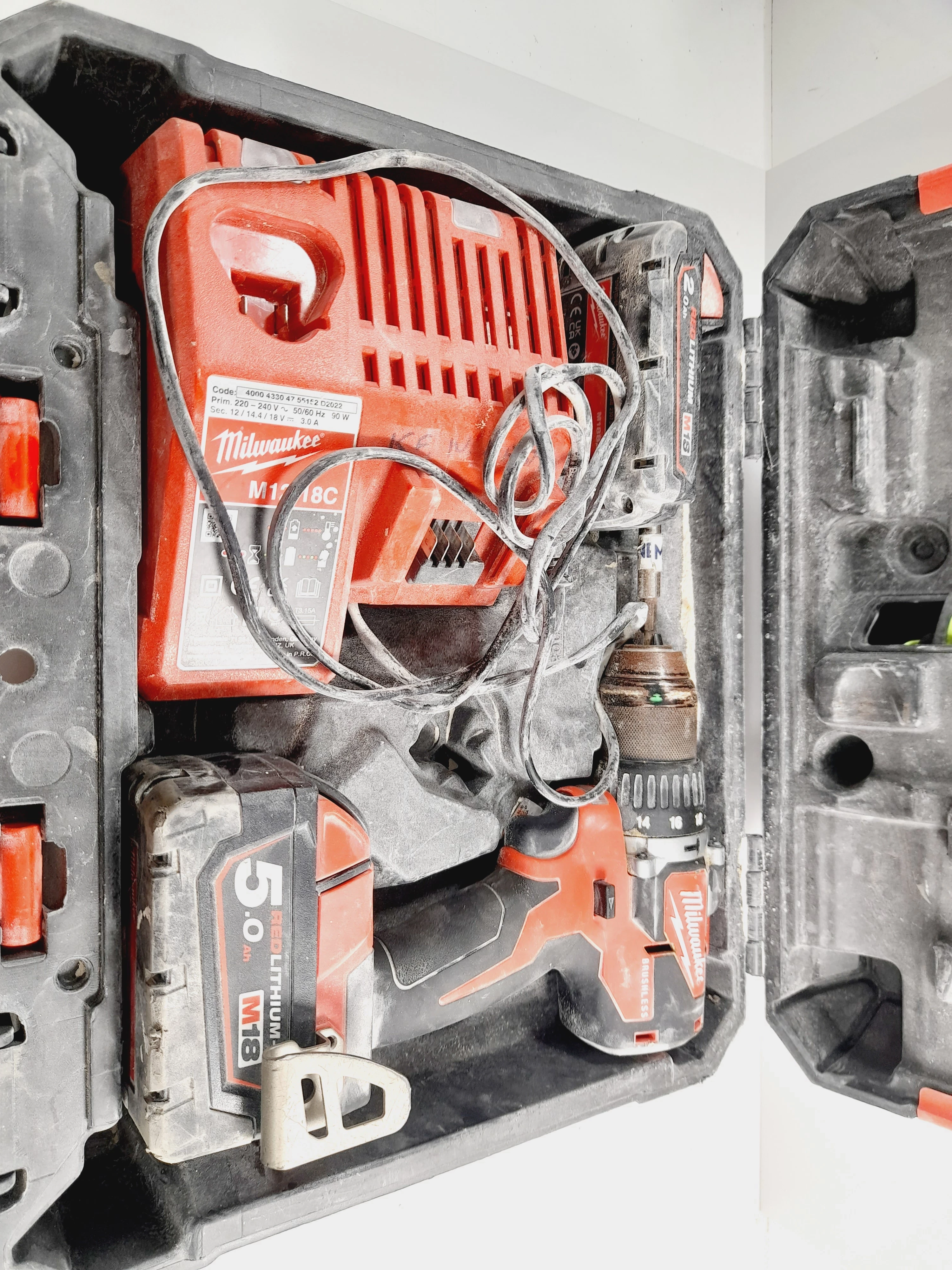 wkretarka-zestaw-milwaukee-c18dd-skrzynka-stan-11323-2