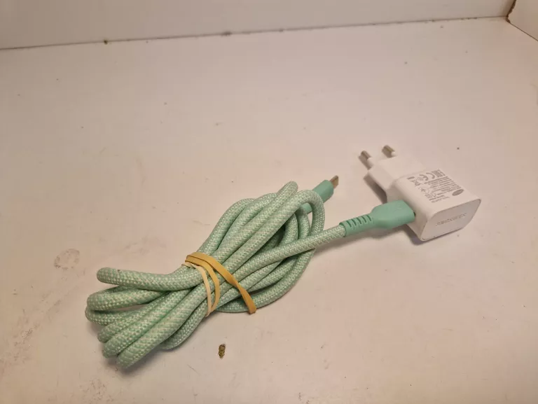 ladowarka-samsunbg-i-solidny-kabel-solix-wytrzymaly-ean-gtin-6953156209053