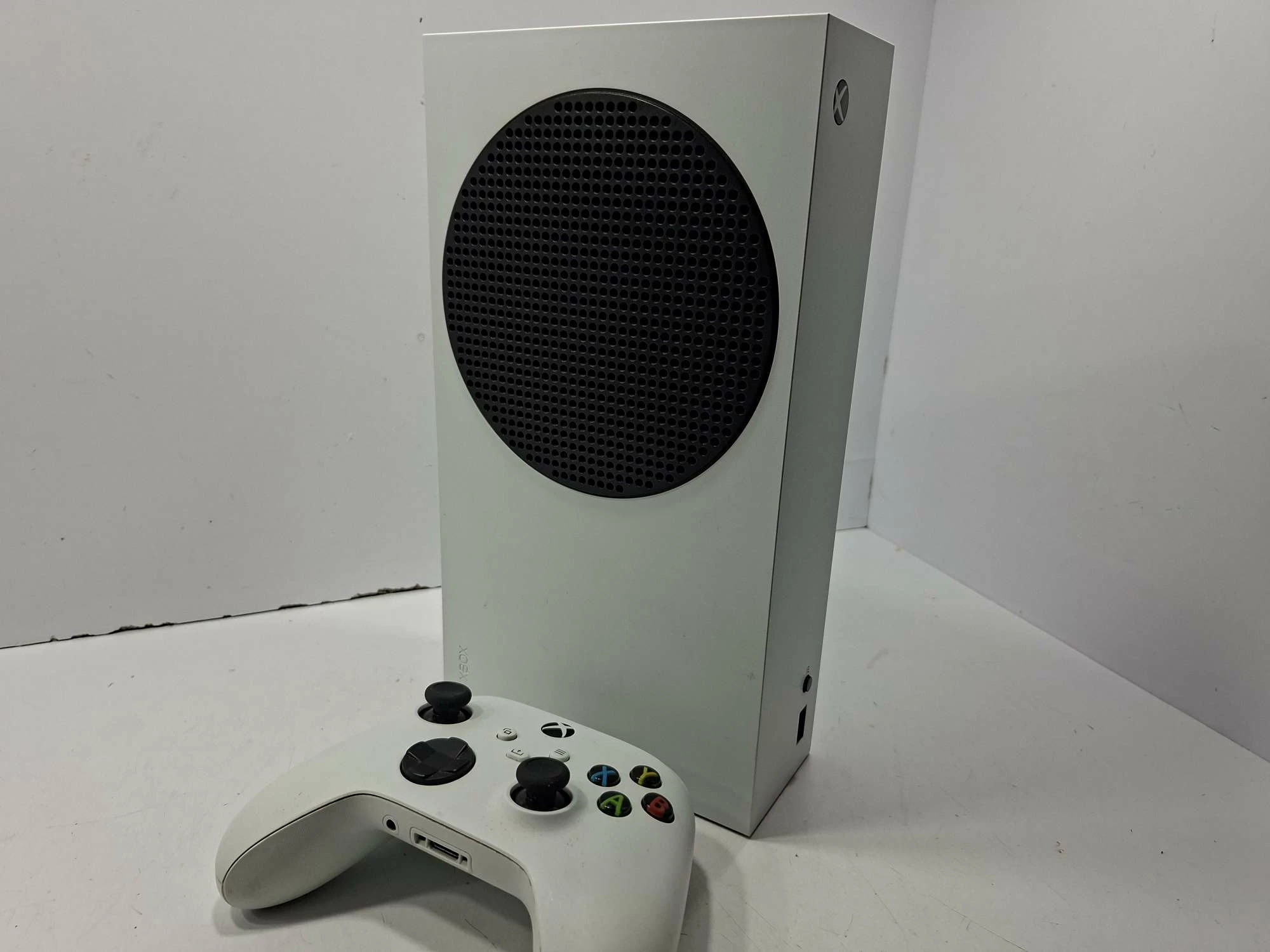 konsola-xbox-series-s-1-pad-stan-11323-2