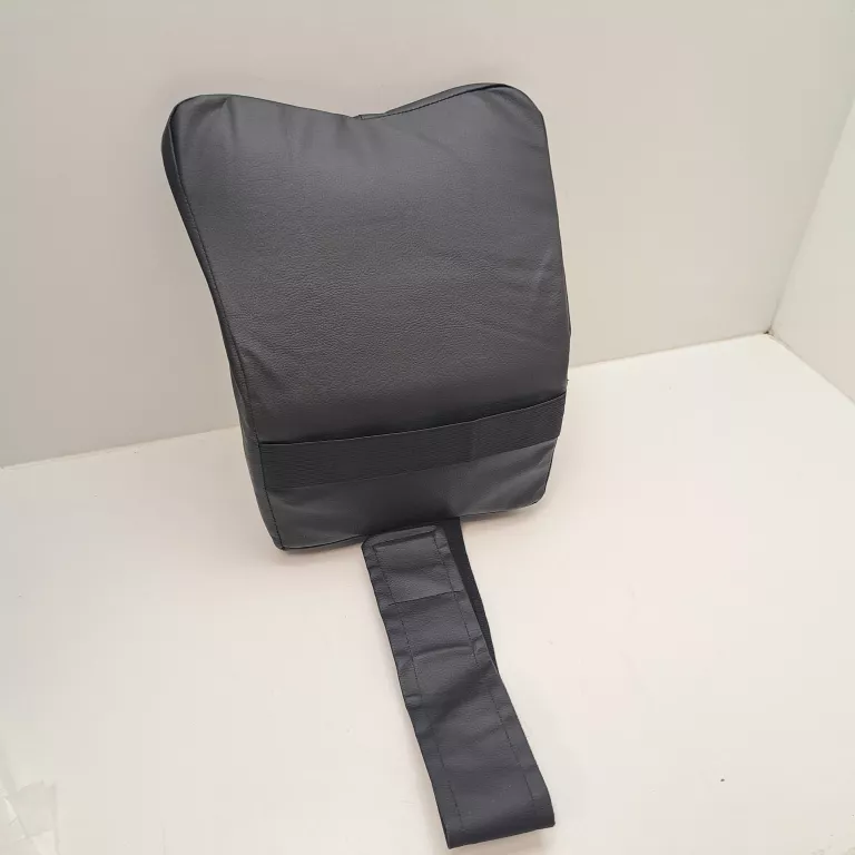 poduszka-pod-plecy-czarna-ean-gtin-885659388354