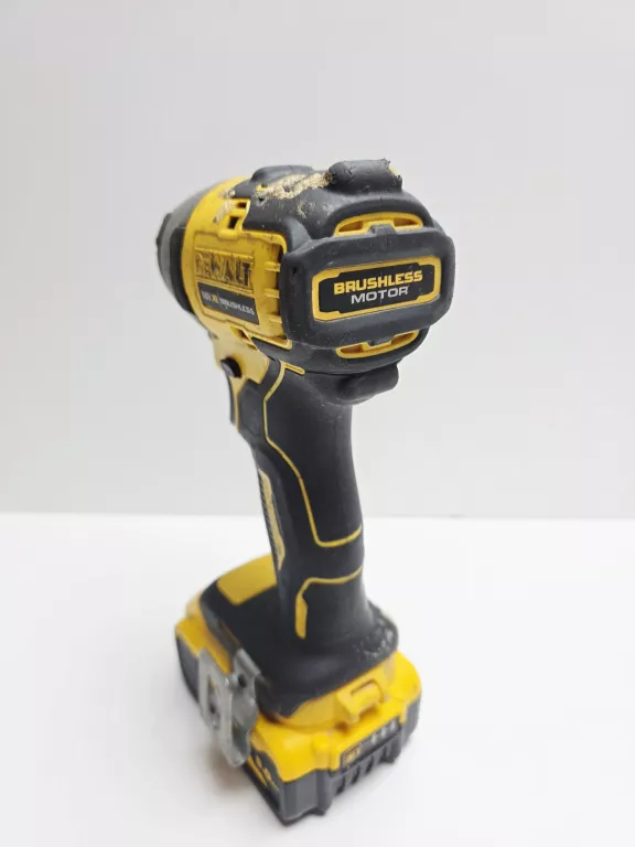 dewalt-dcf809-zakretarka-2xaku-lad-walizka-maksymalna-srednica-srub-204653-221305