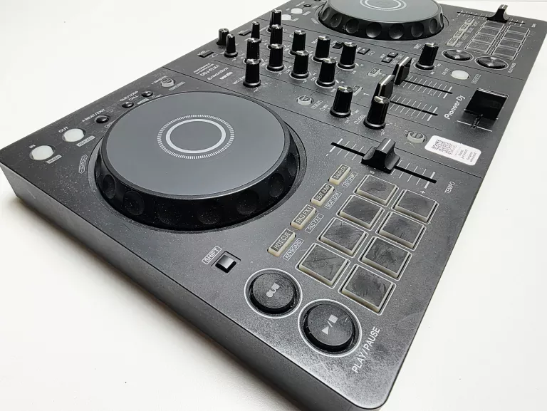 pioneer-ddj-flx4-2-kanalowy-kontroler-dj-ski-stan-11323-2