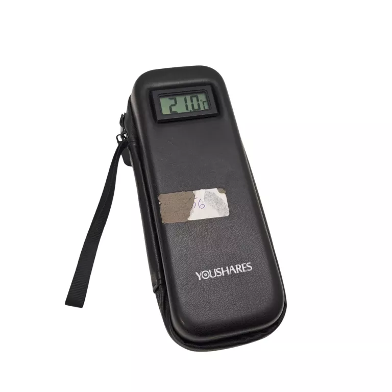 etui-termiczne-na-insuline-z-wewnetrznym-ppomiarem-temperatury-dluga-5-koscierzyna