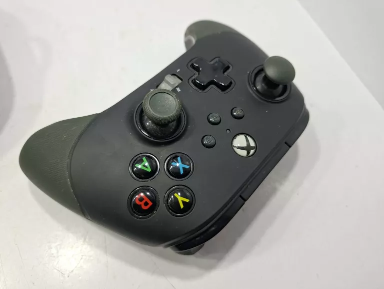 pad-do-xbox-powera-fusion-2-kod-producenta-1516954-01