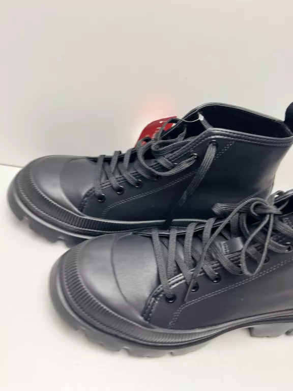 karl-lagerfeld-traperyr43-ean-gtin-5059529472862