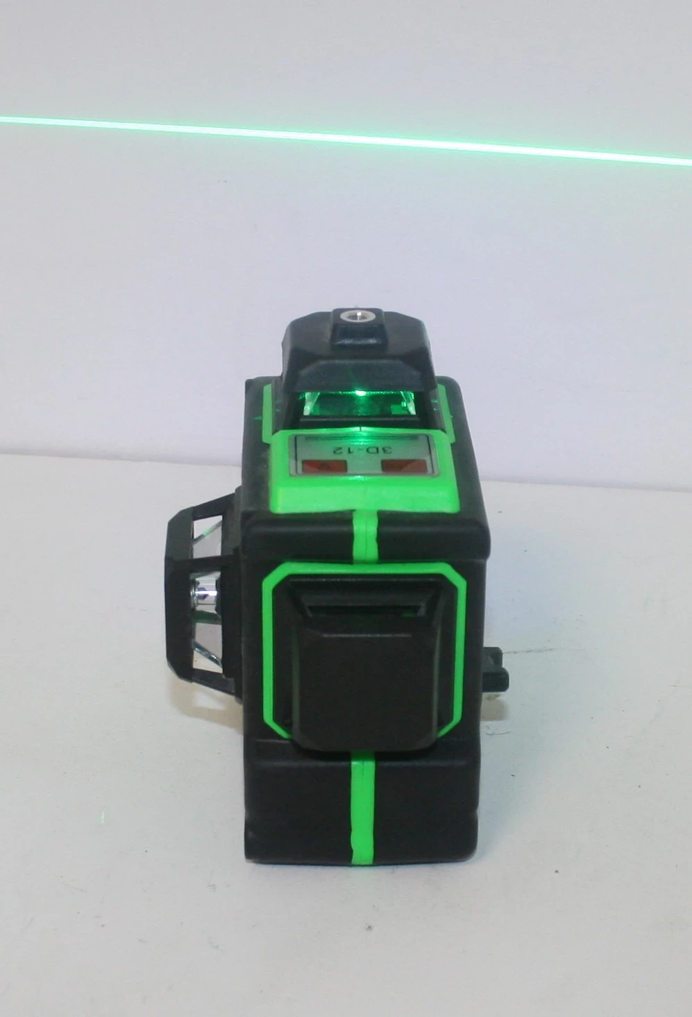 laser-hilda-3d-walizka-statyw-kod-producenta-hilda-poziomica-3d