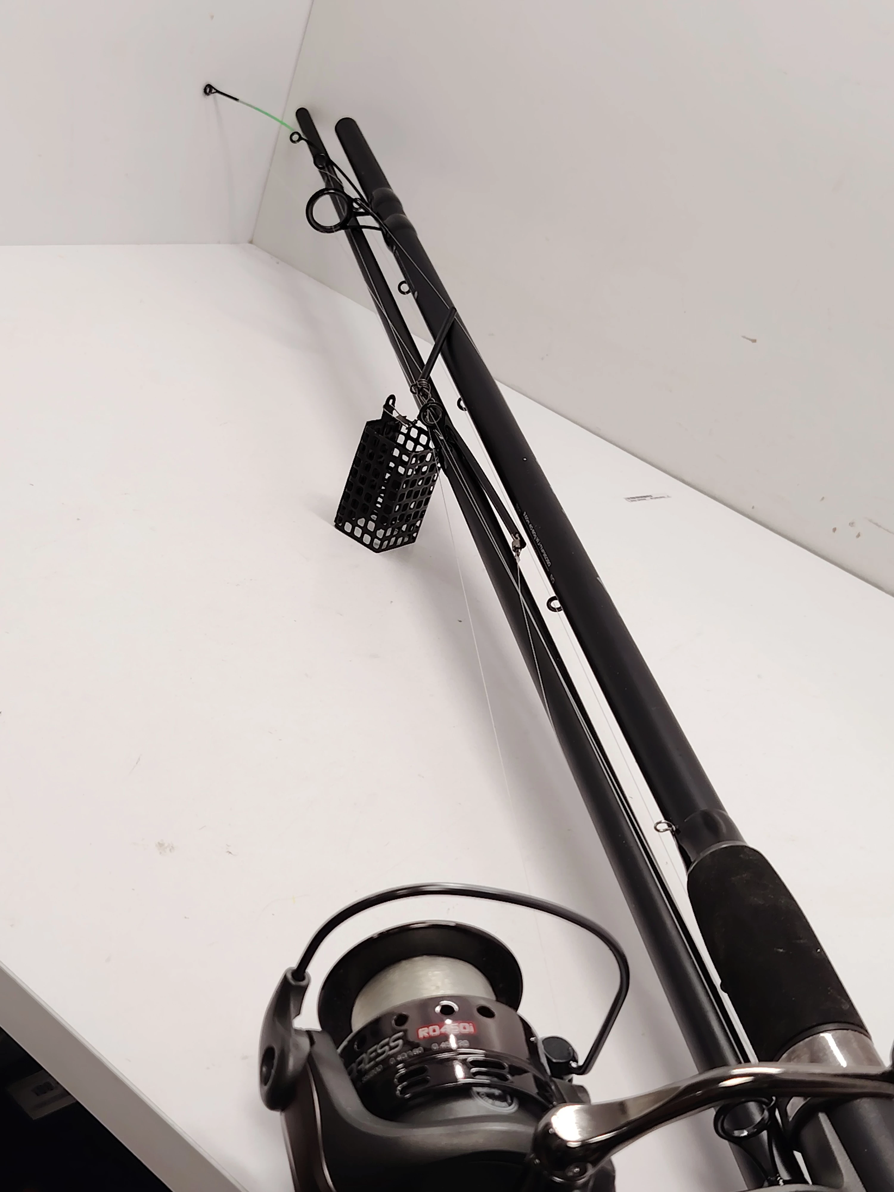 zestaw-wedkarski-gotowy-duzy-splawik-dwie-wedki-2x-kolowrotki-konstrukcja-wedki-228381-328737