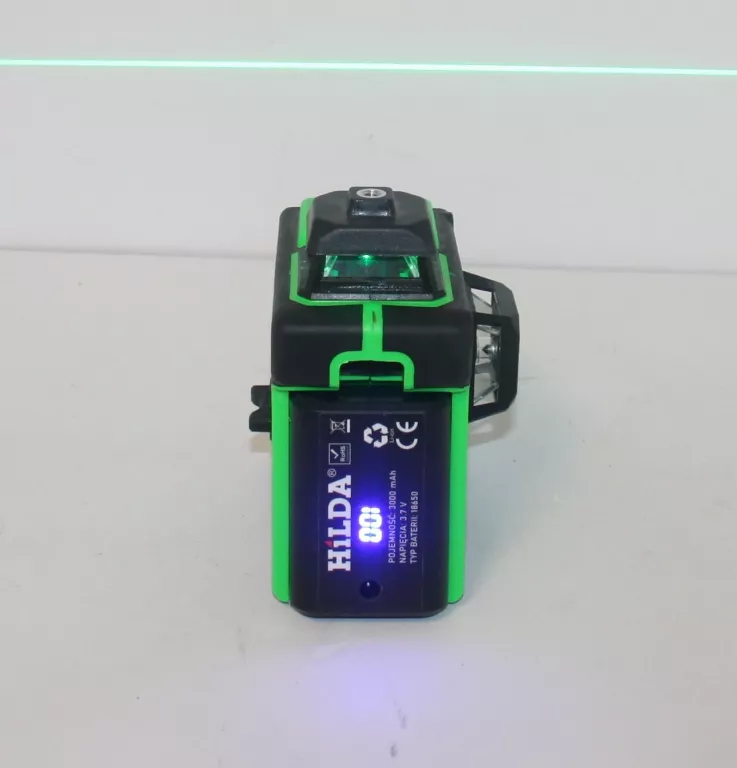 laser-hilda-3d-walizka-statyw-rodzaj-204925-956201