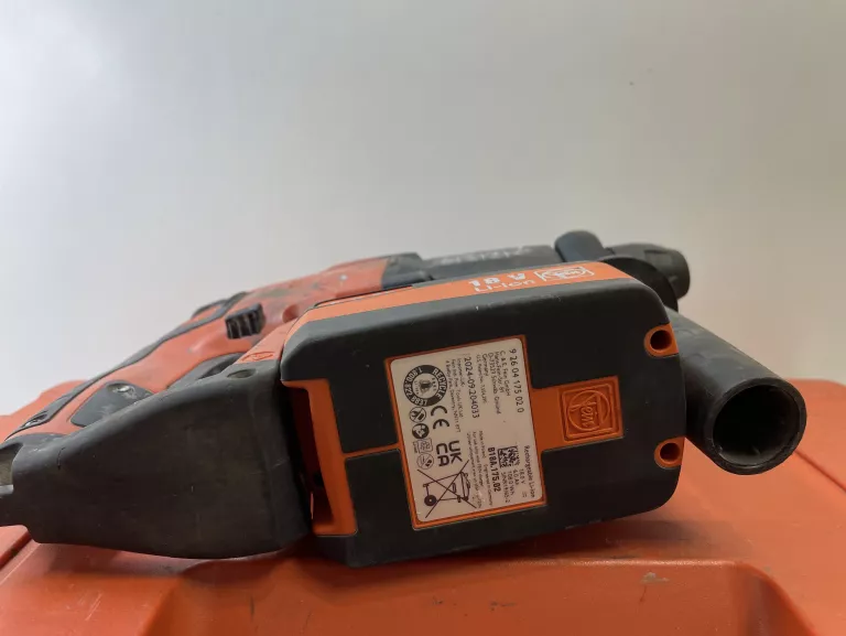 mlotowiertarka-fein-abh18ladowarkawalizka-energia-udaru-200