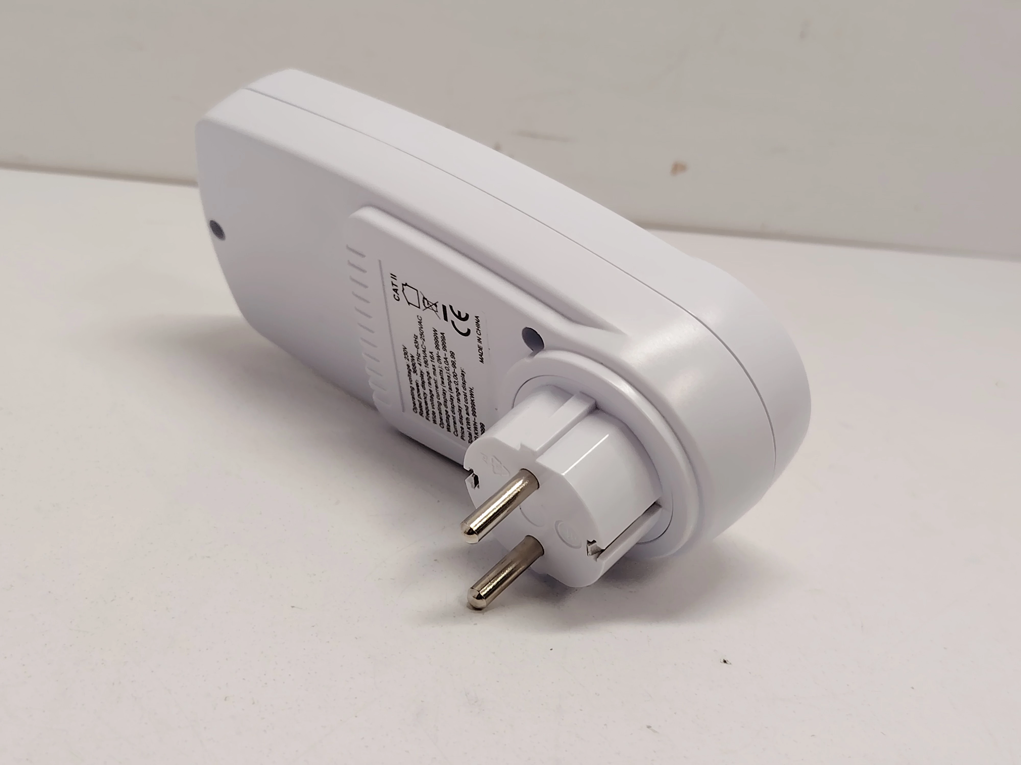 inteligentne-gniazdo-do-pomiaru-zuzycia-energii-watomierz-kod-producenta-pm01