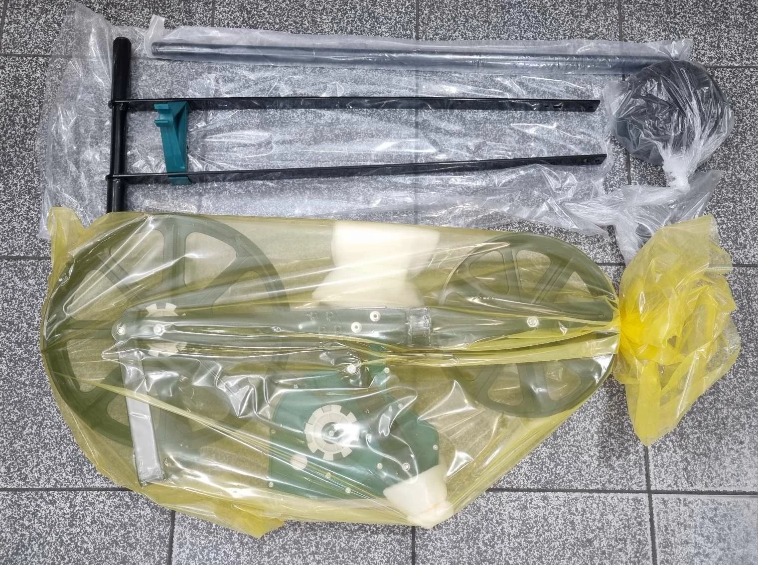 siewnik-reczny-taczkowy-cresco-single-row-seeder-ean-gtin-5904933599486