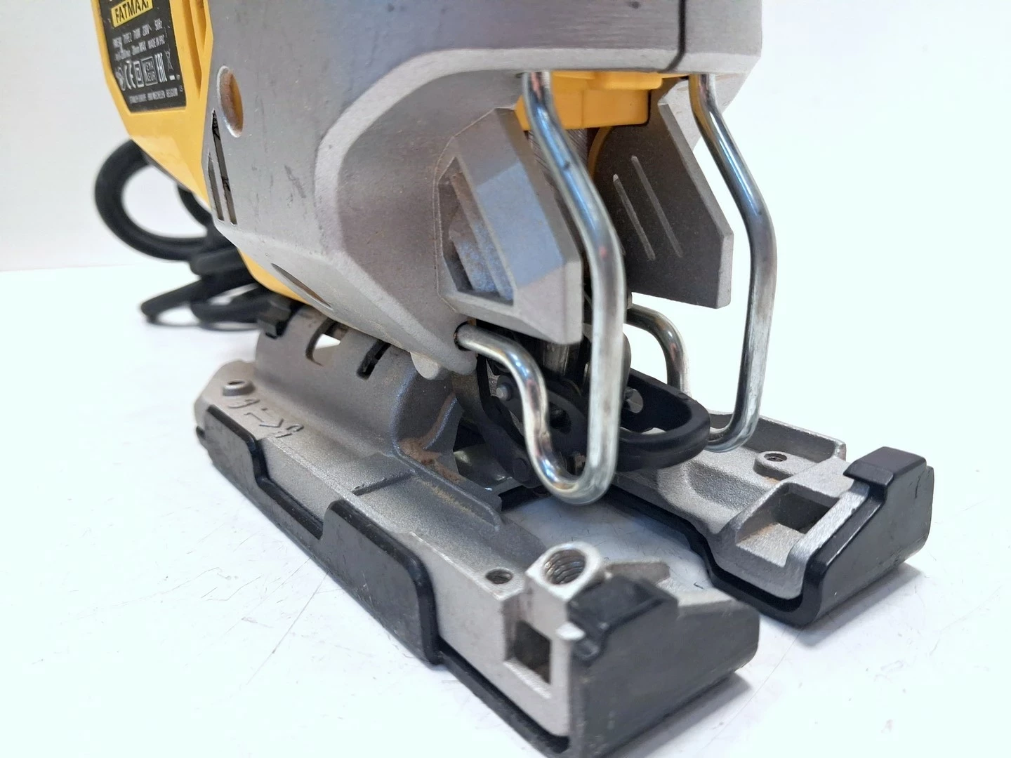 wyrzynarka-stanley-fme340-710w-w-walizce-zasilanie-209202-238306