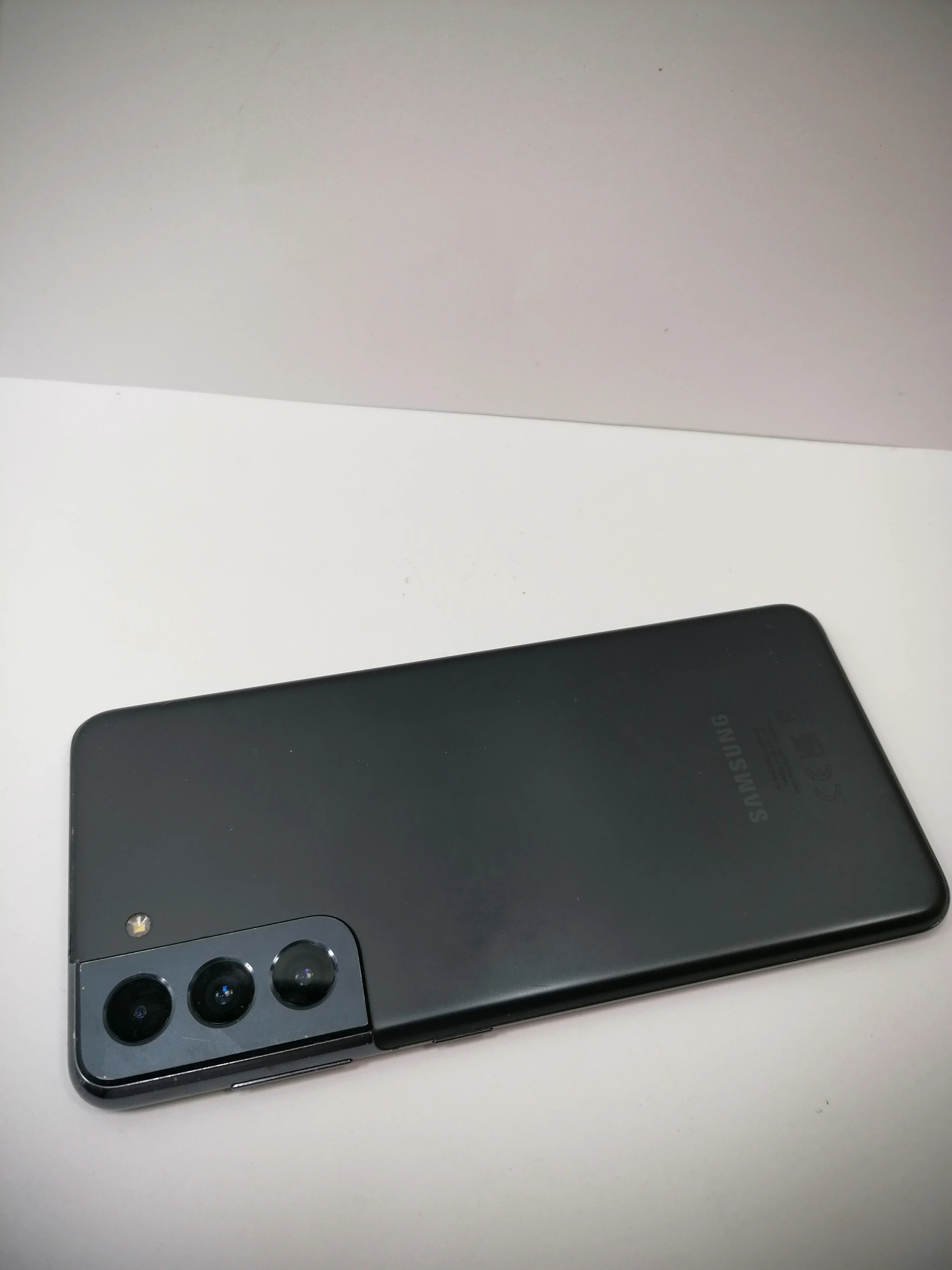 telefon-telefon-samsung-s21-5g-kod-producenta-sm-g991bzadeue