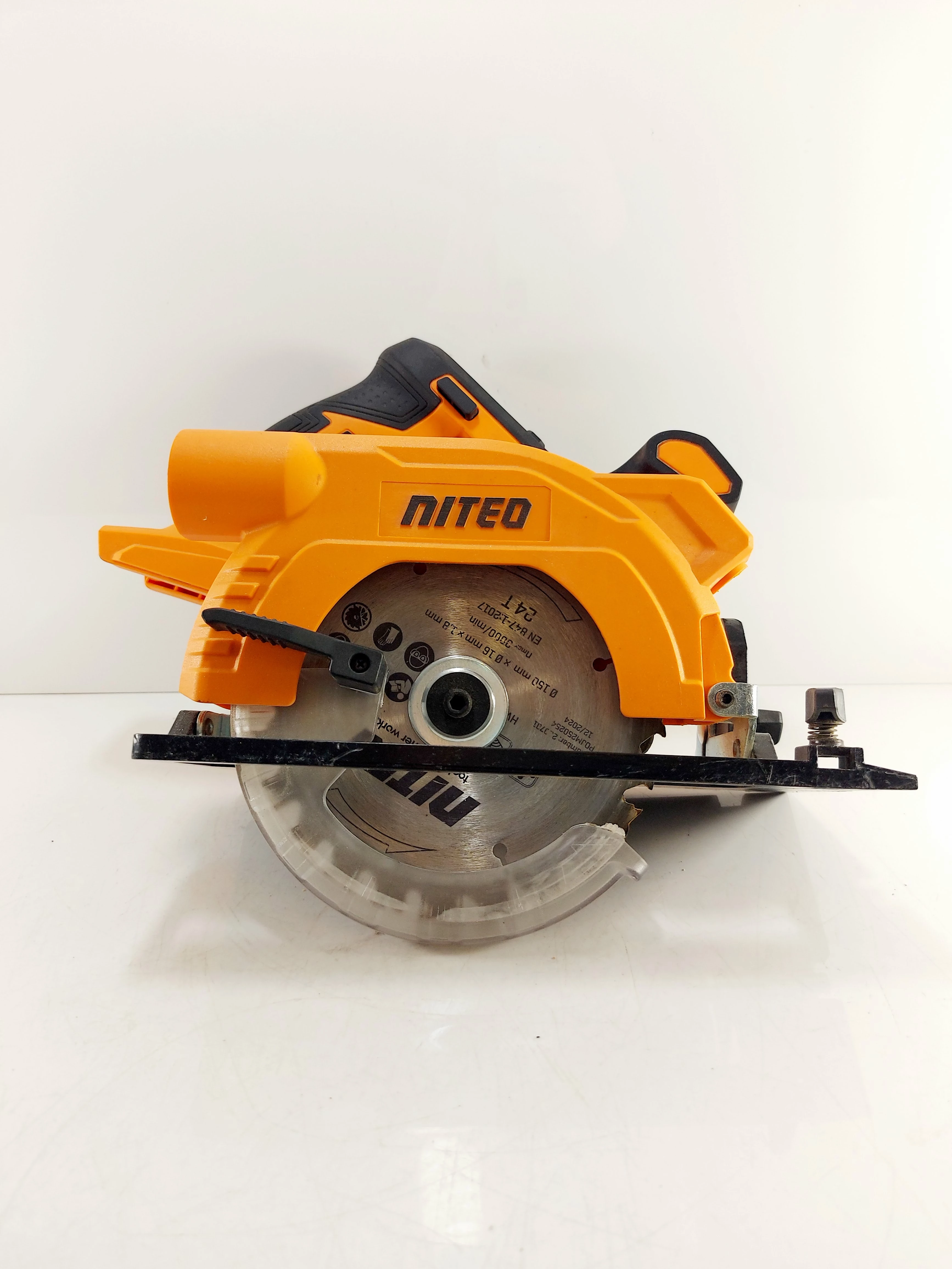 pilarka-tarczowa-niteo-pojm250254-20v-150mm-starolecka-63-poznan-x