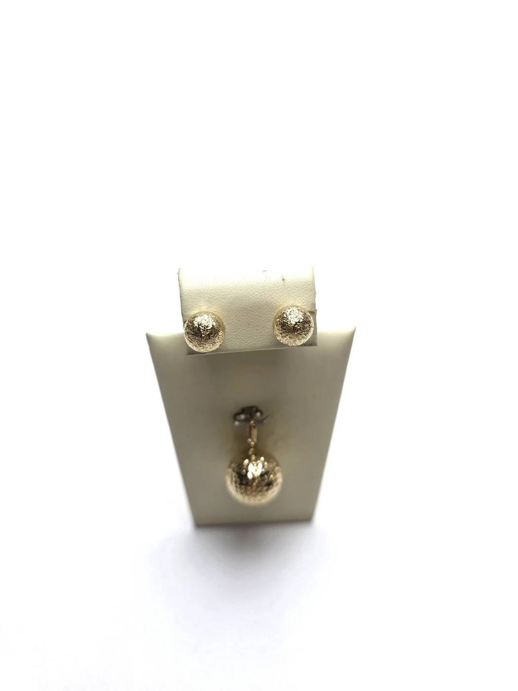 zloty-komplet-kolczyki-kulki-i-zawieszka-585-352g-ean-gtin-0711719876717