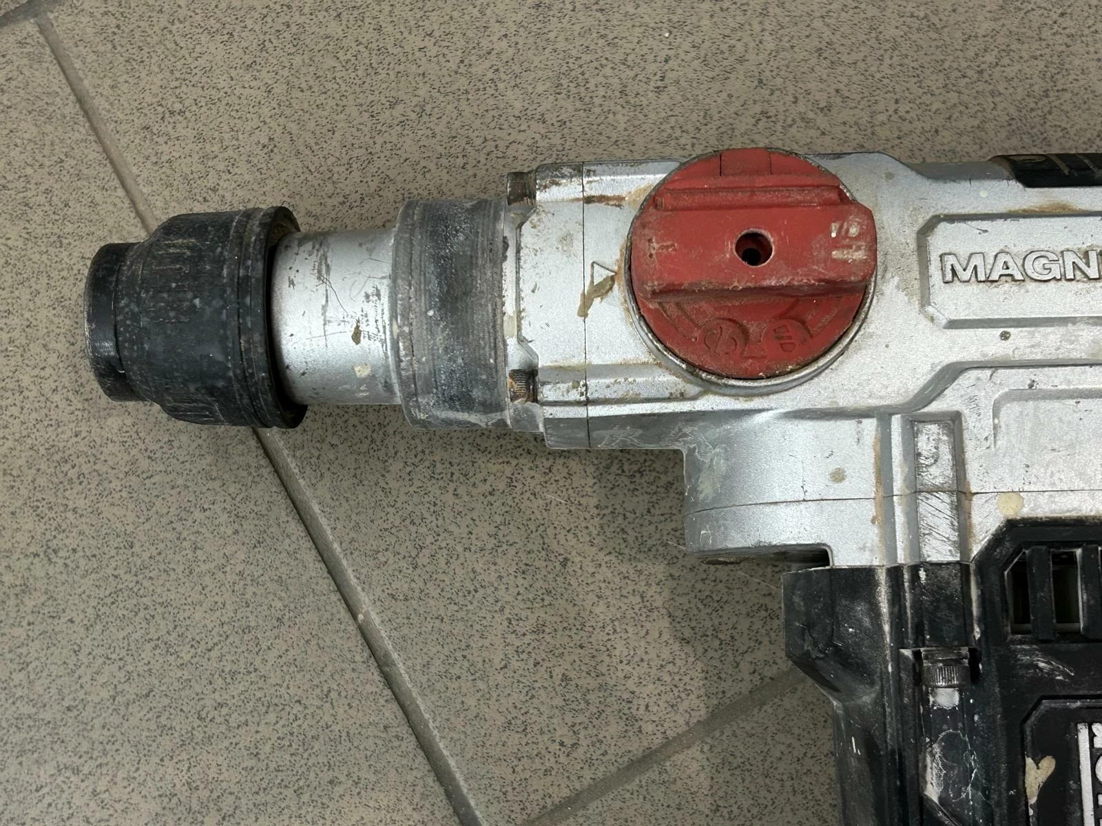 mlotowiertarka-erbauer-erh1500-21w29-00037-walizka-stan-11323-2