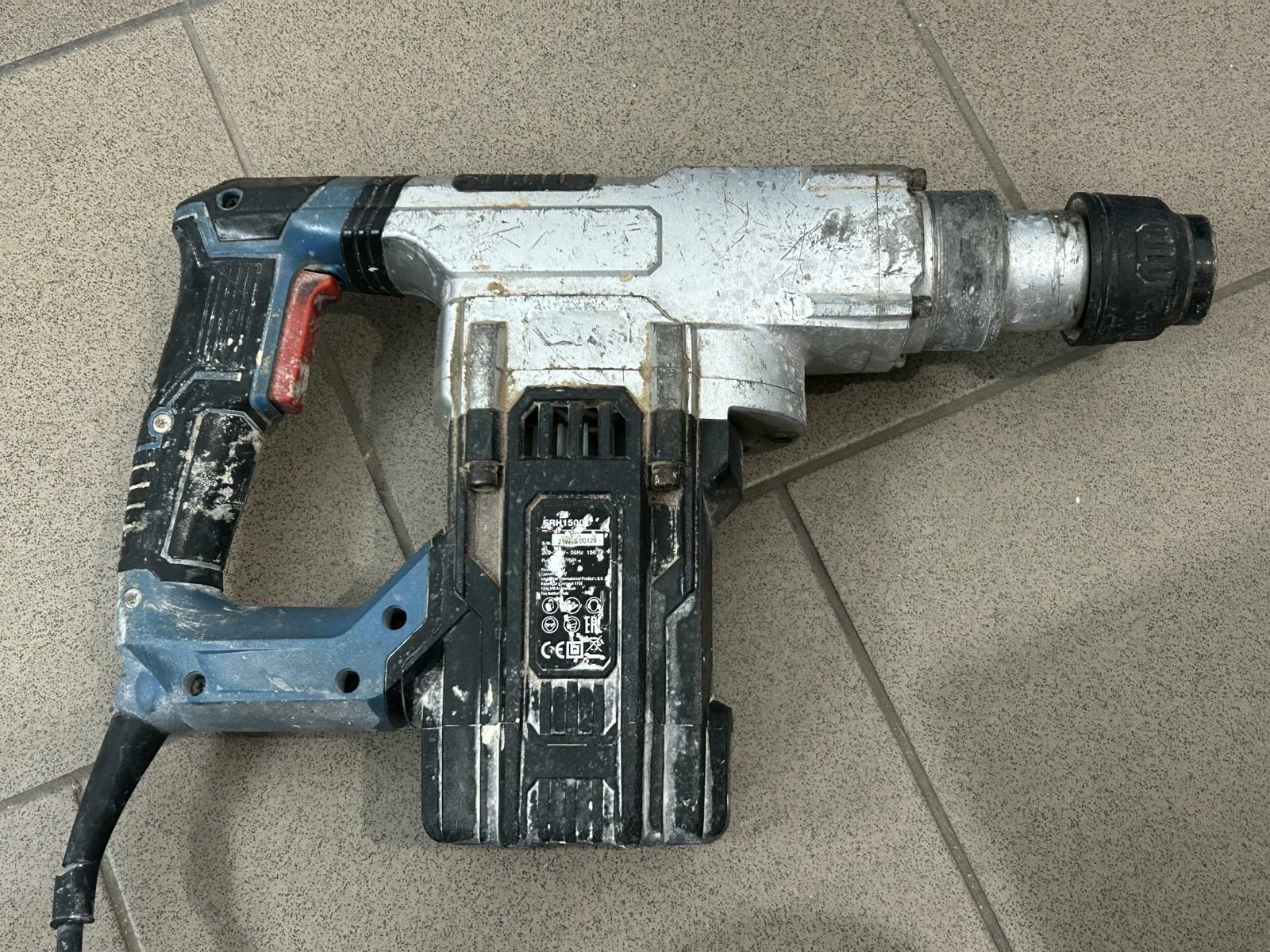 mlotowiertarka-erbauer-erh1500-21w29-00037-walizka-energia-udaru-500