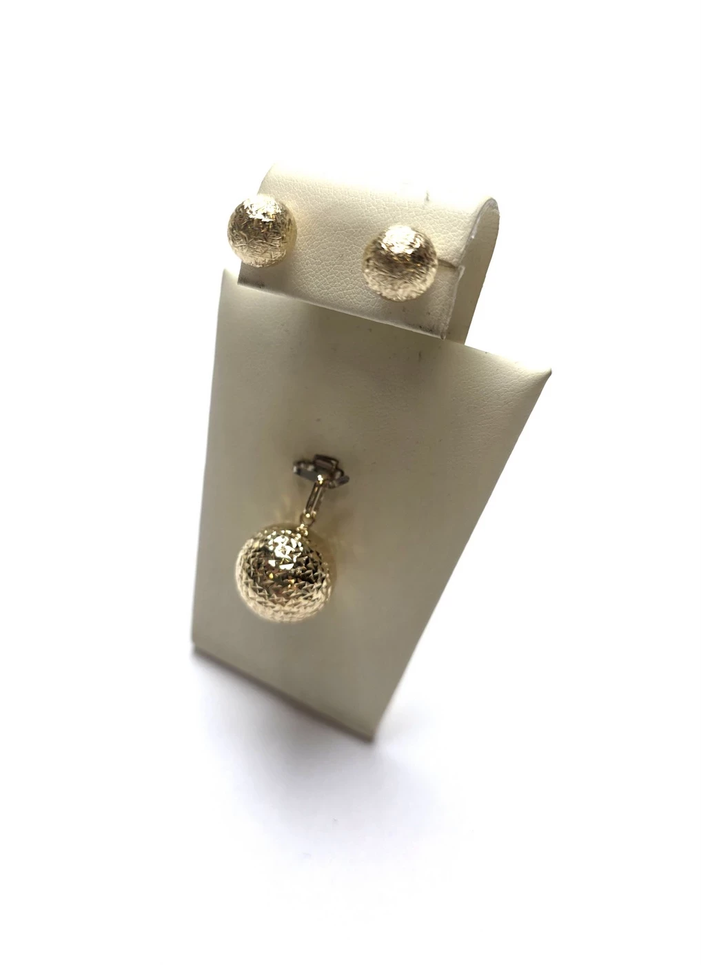 zloty-komplet-kolczyki-kulki-i-zawieszka-585-352g-material-15835-2