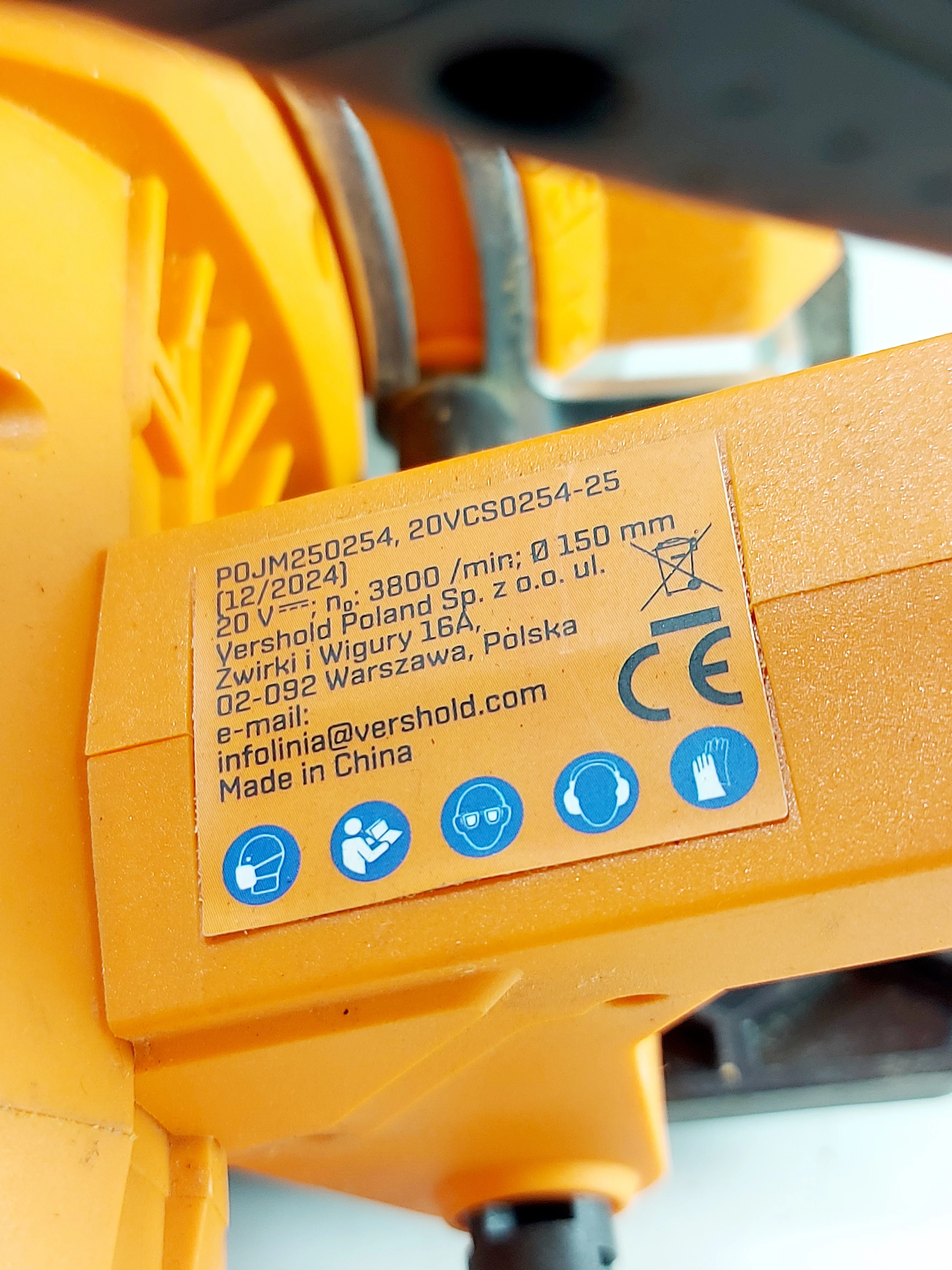 pilarka-tarczowa-niteo-pojm250254-20v-150mm-srednica-otworu-pily-1600