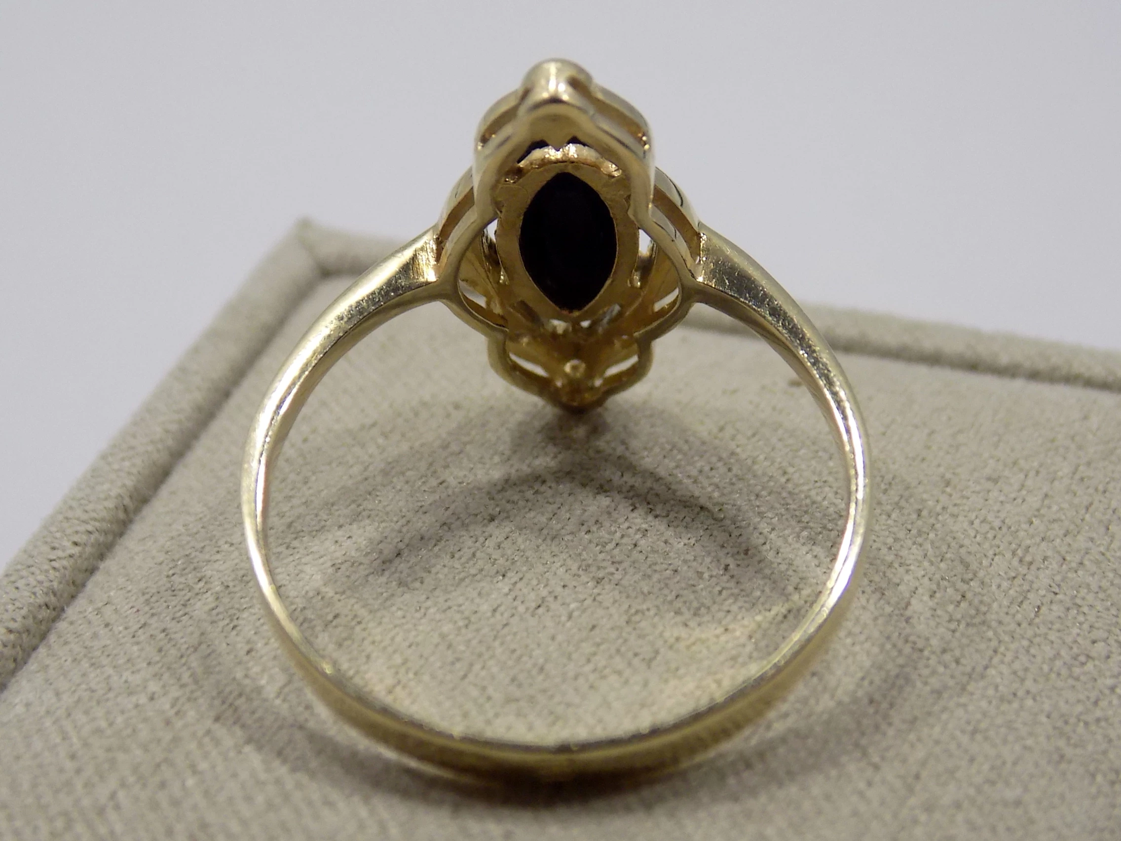 zloty-pierscionek-z-oczkiem-waga-ok-327-proba-585-kamien-17088-4194304