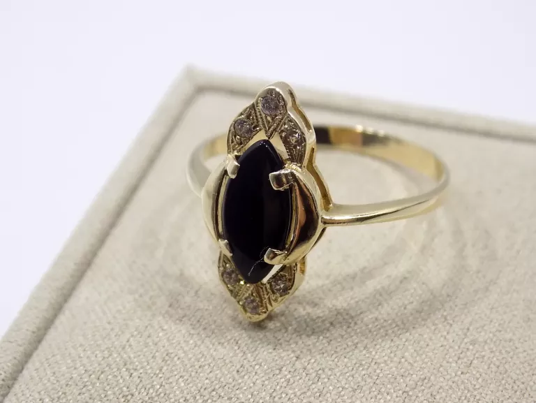 zloty-pierscionek-z-oczkiem-waga-ok-327-proba-585-material-15835-2