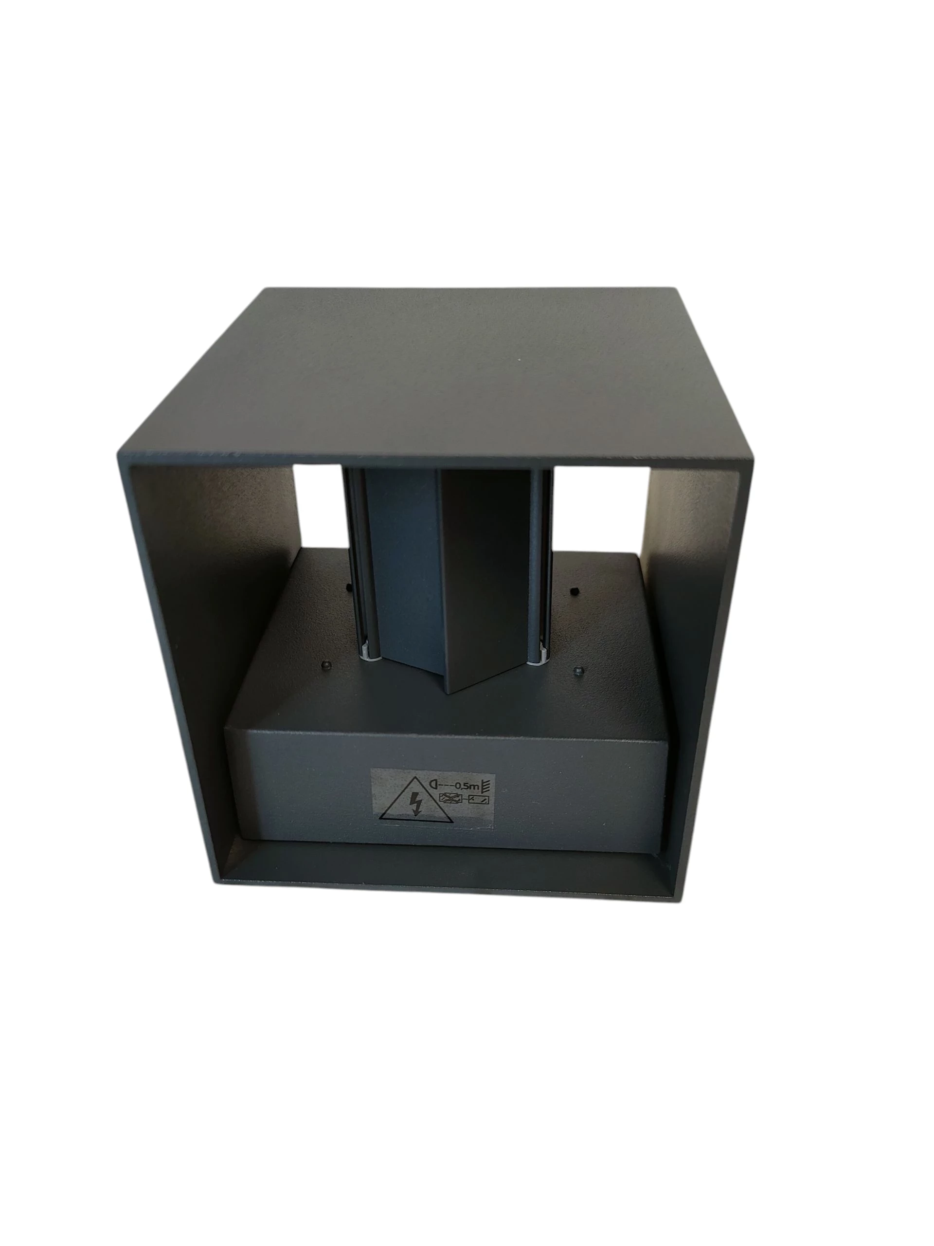 oprawa-elewacyjna-led-el-7w-l-gr-czarny-kanlux-sa-reka-28990-ean-gtin-5905339289902