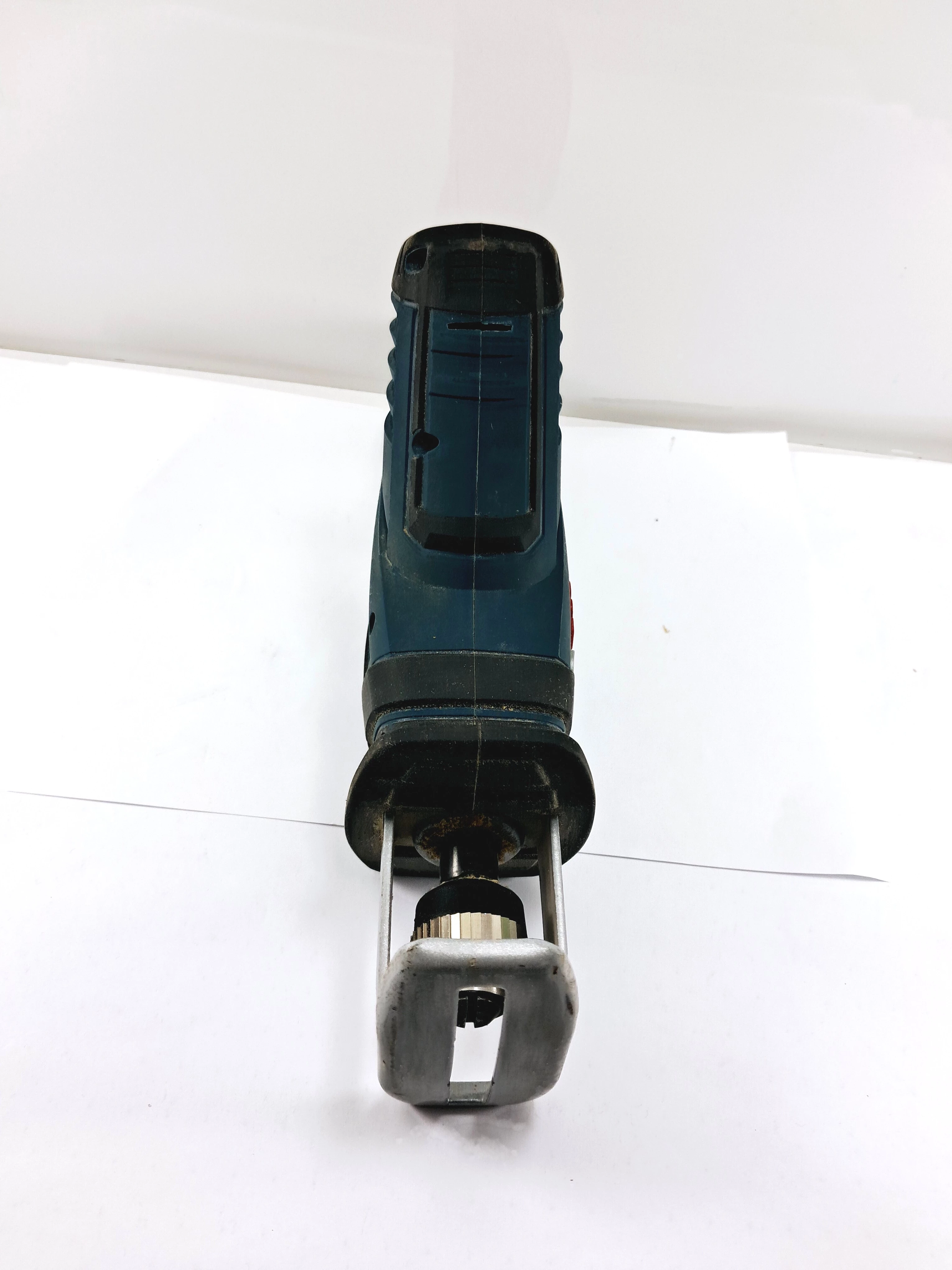 pila-szablasta-bosch-gsa-12v-14-seria-profesjonalna