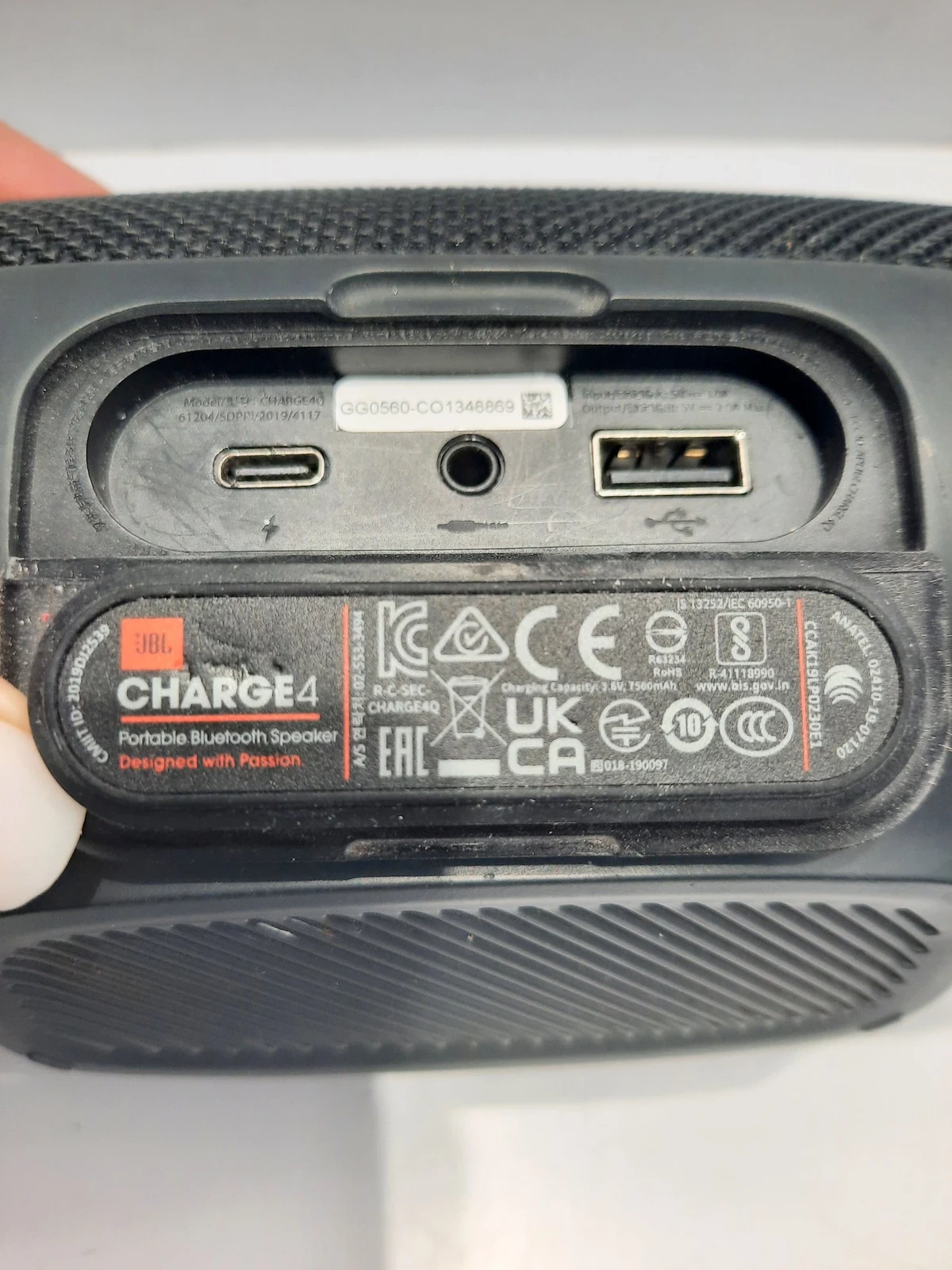 glosnik-jbl-charge-4-zasilanie-209202-1769478