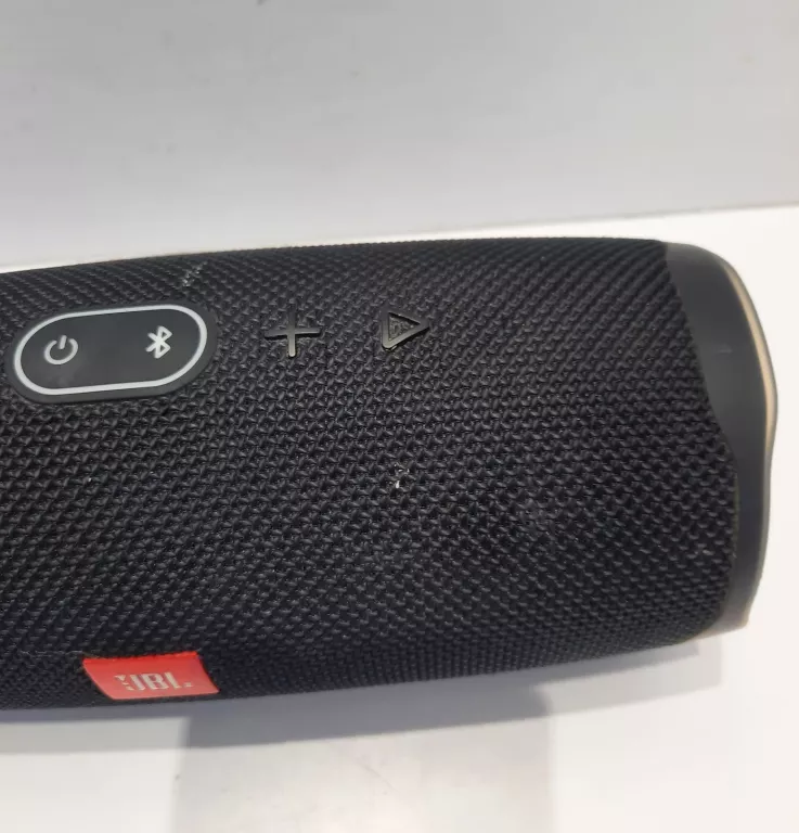 glosnik-jbl-charge-4-stan-11323-2