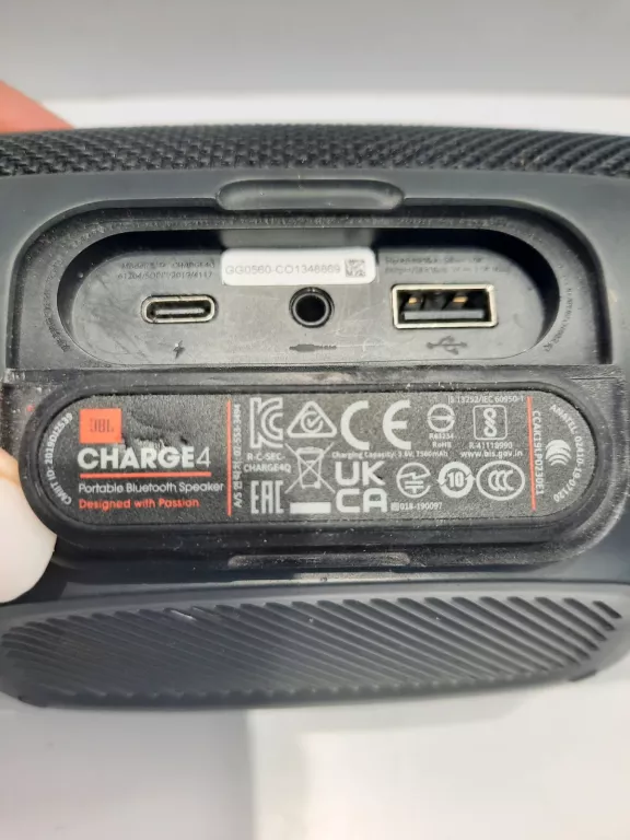 glosnik-jbl-charge-4-zasilanie-209202-1769478