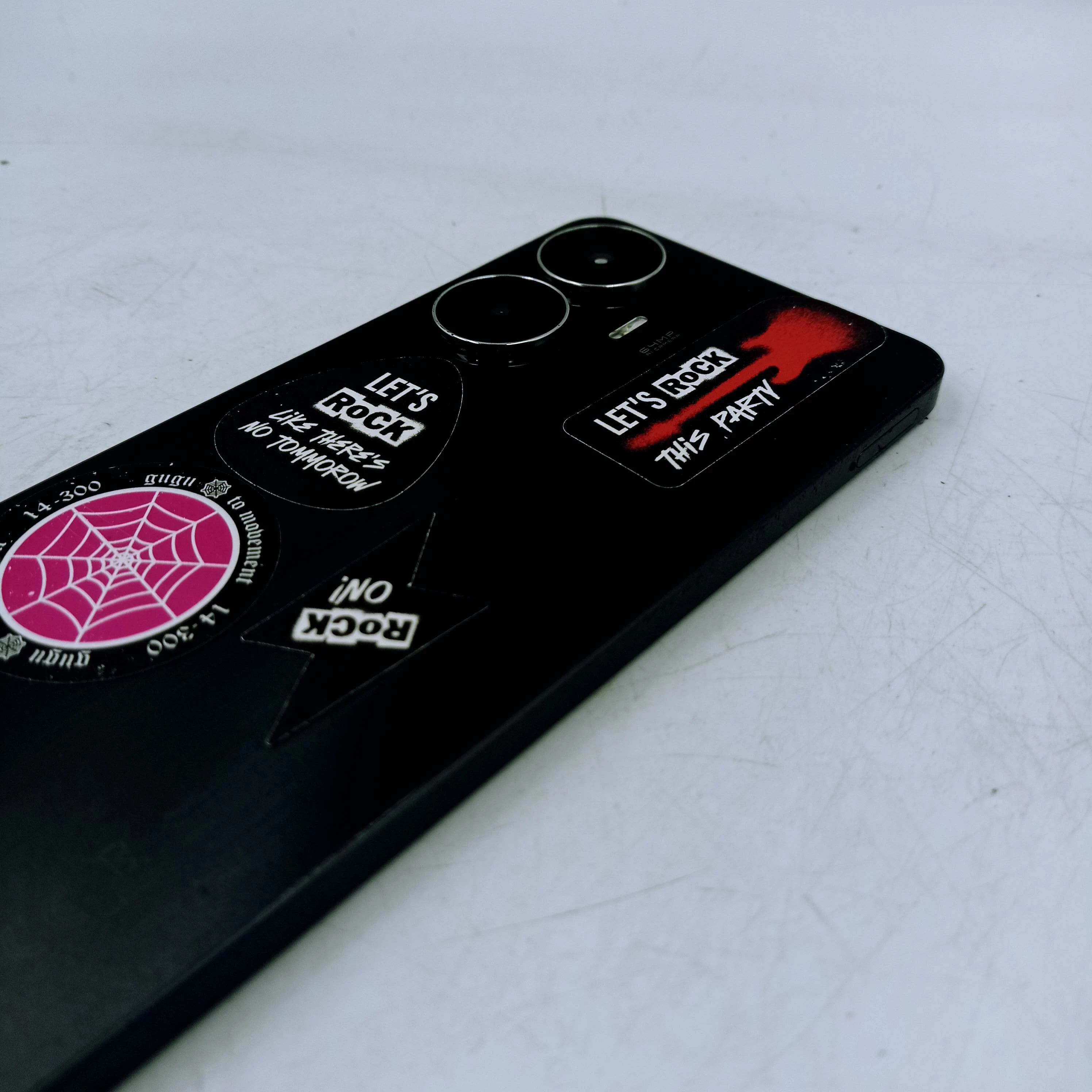 telefon-realme-c55-at-opis-kod-producenta-rmx3710